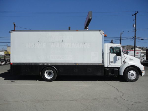 1995 Kenworth T300 - kenworth sales co