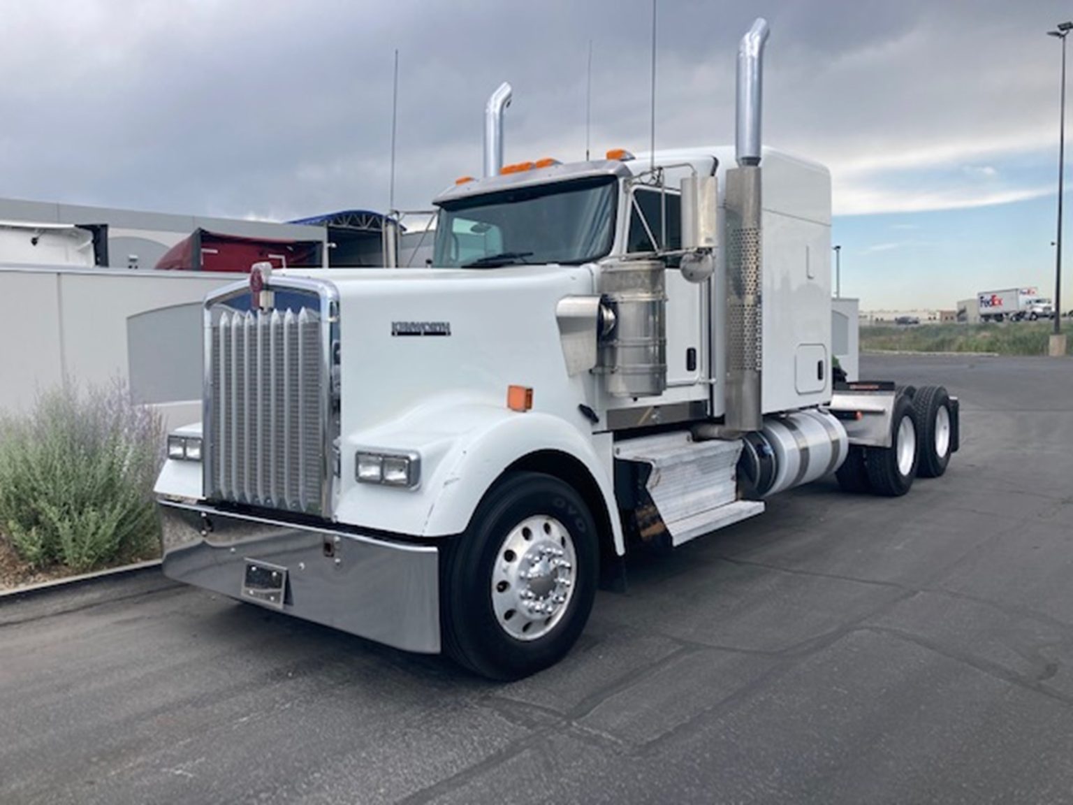 2019 Kenworth W900 - kenworth sales co