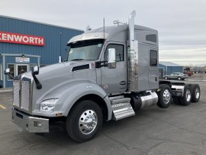 2025 Kenworth T880 SJ127018-01