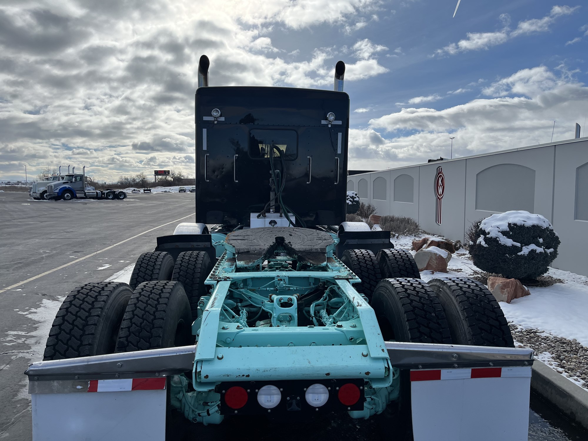 2019 Kenworth W900L - image 6 of 6