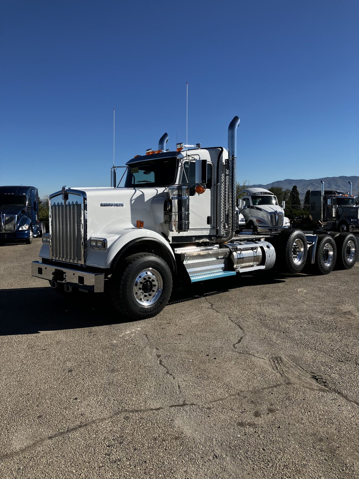 2025 Kenworth W900B kenworth sales co