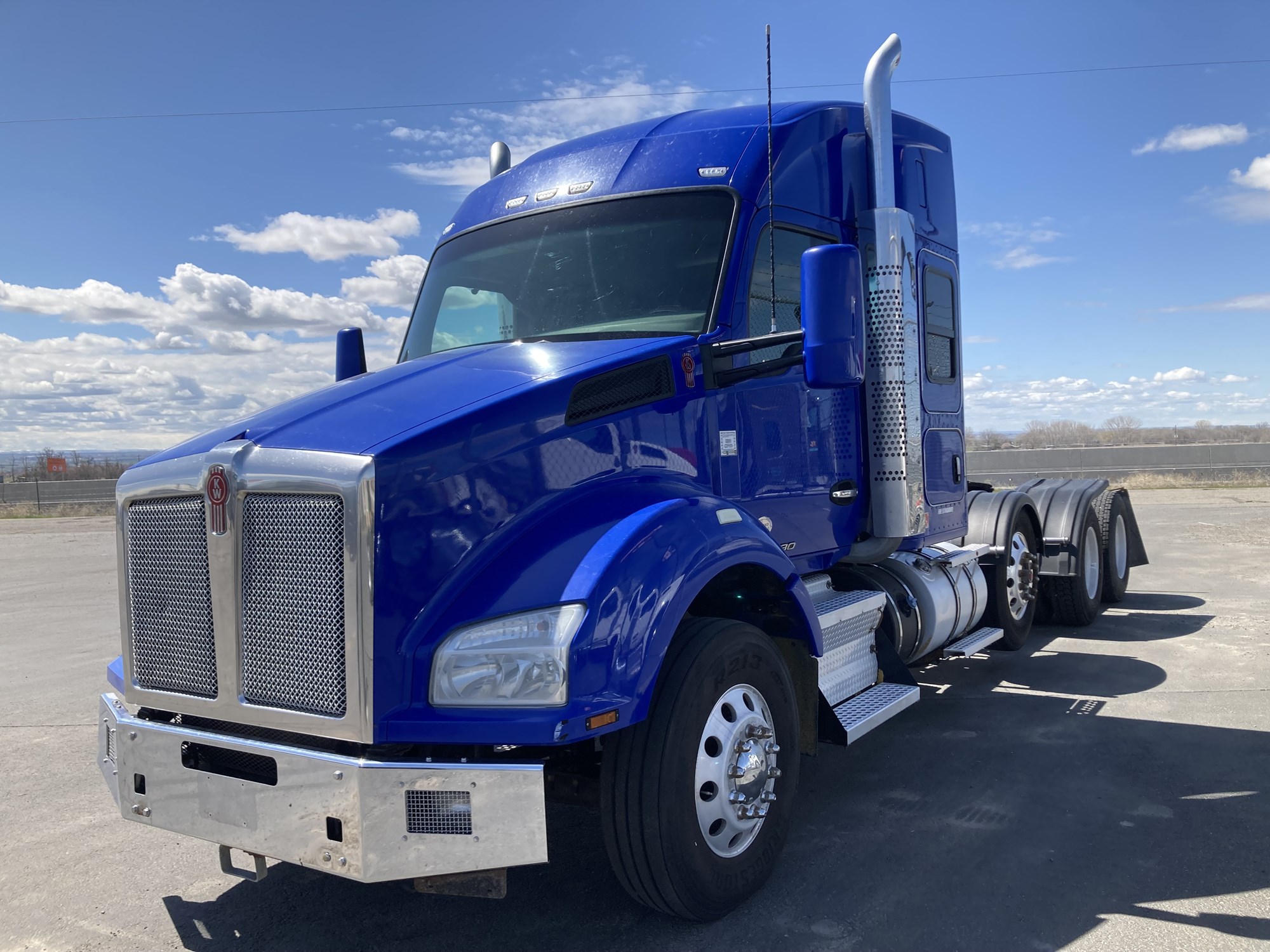 2018 Kenworth T880 - image 1 of 6