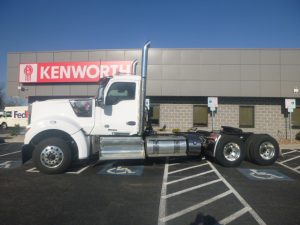 2020 Kenworth W990 LJ392382U-01