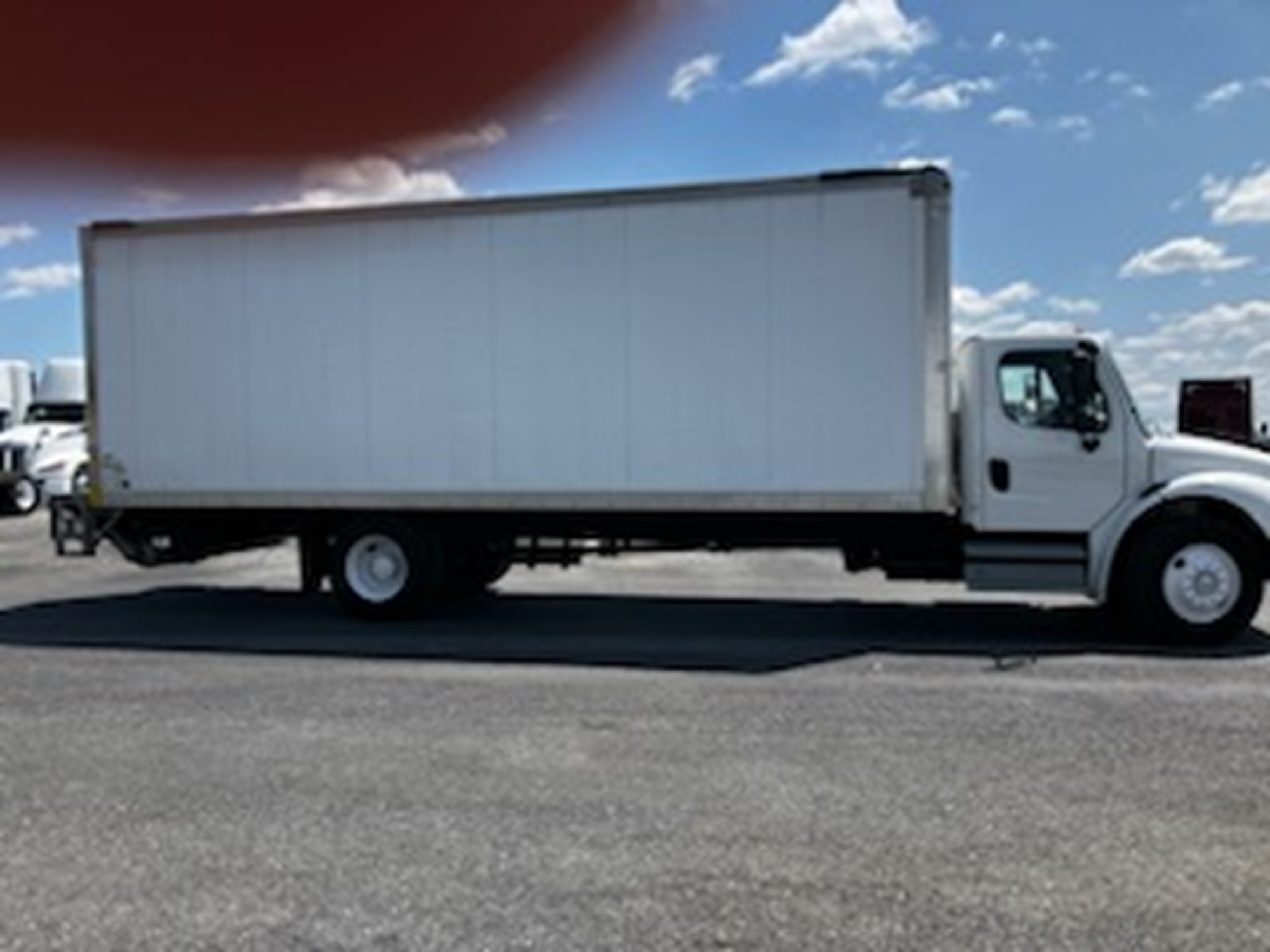 2018 Freightliner M2 - image 5 of 6