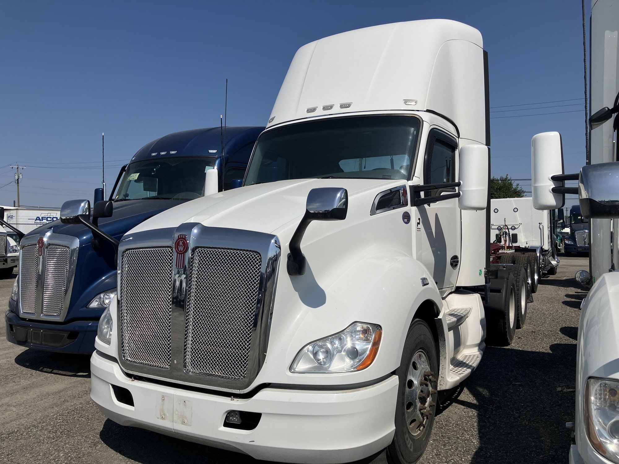 2019 Kenworth T680 - image 1 of 1