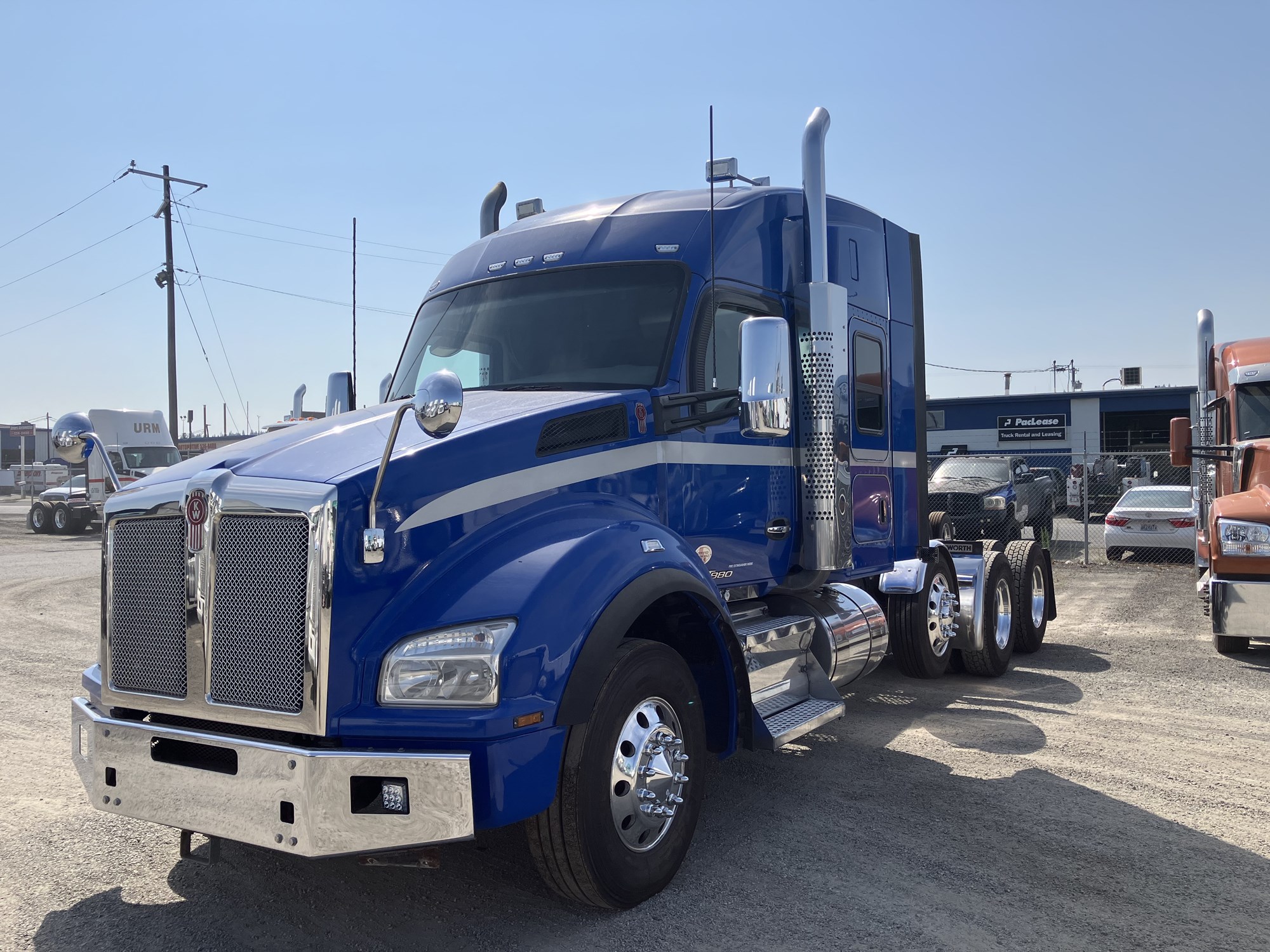 2019 Kenworth T880 - image 1 of 6