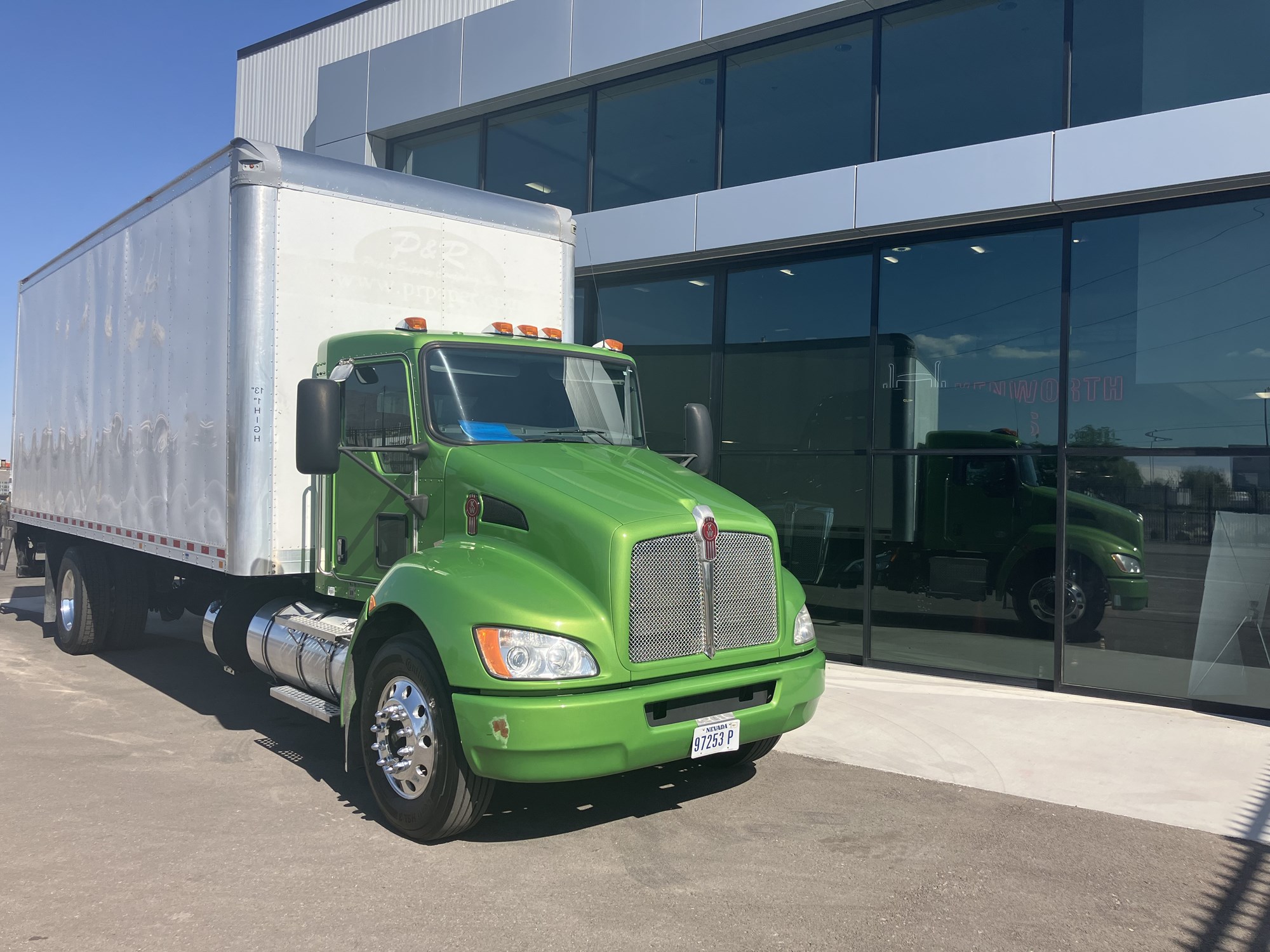 2016 Kenworth T270 - image 1 of 6