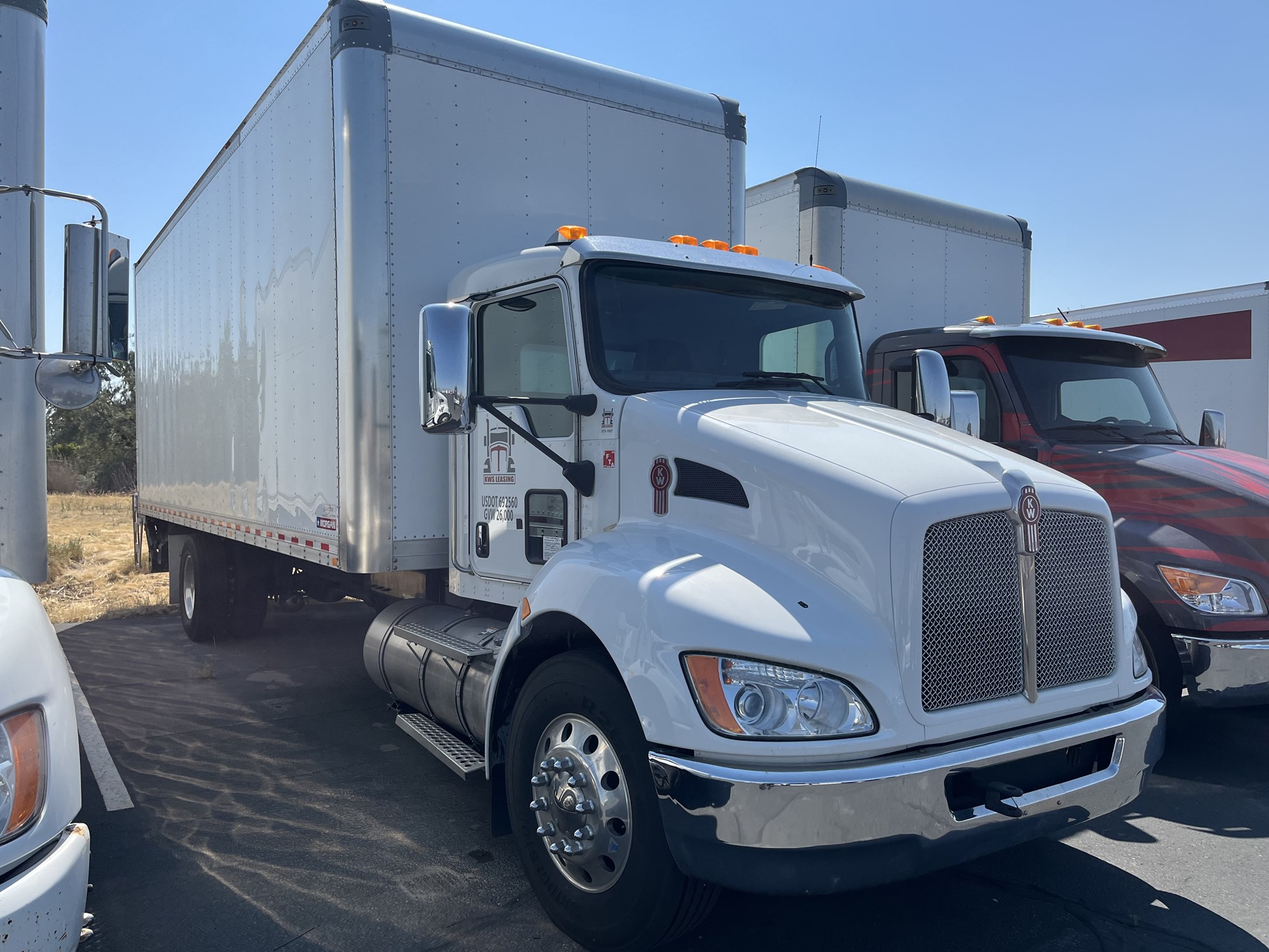 2021 Kenworth T270 - image 1 of 1