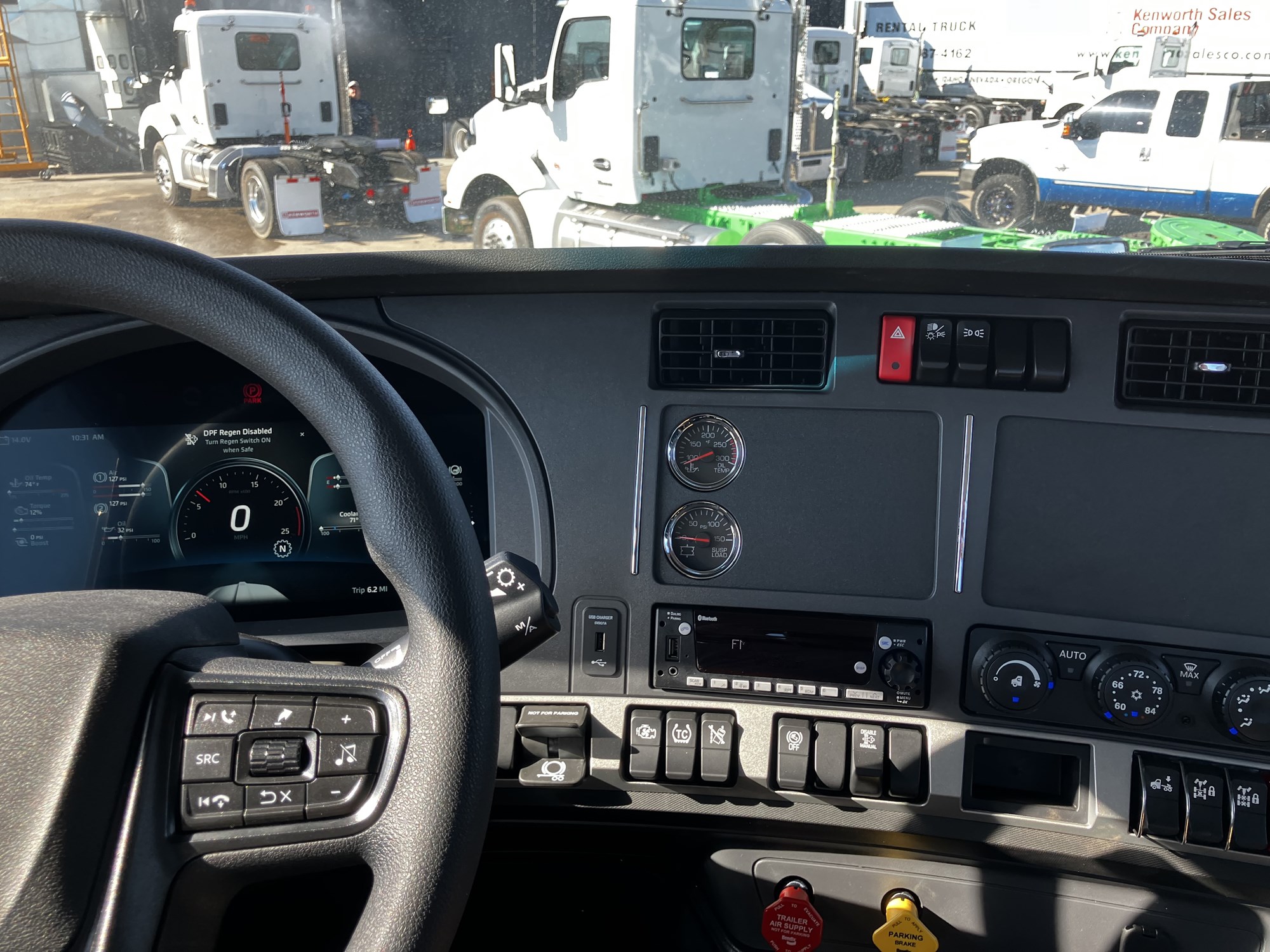 2025 Kenworth T880 - image 5 of 5