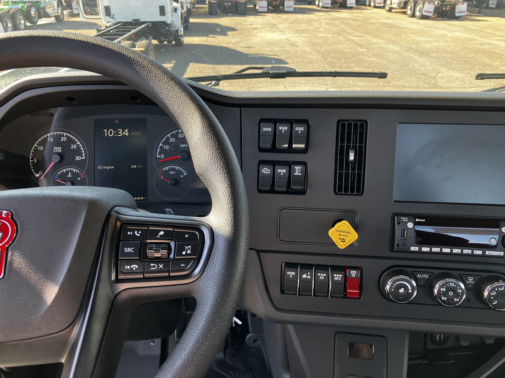 2025 Kenworth T280 - image 5 of 5