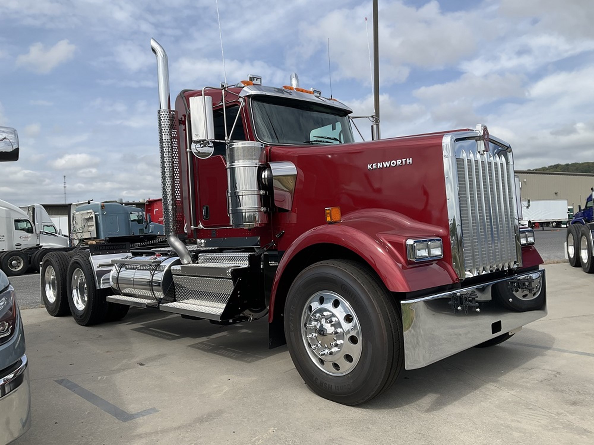 2025 Kenworth W900B - image 6 of 6