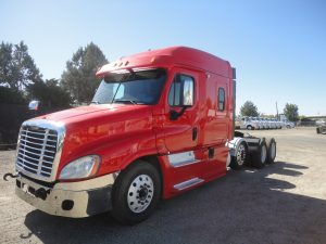 2013 Freightliner Cascadia DSBR0237U-01