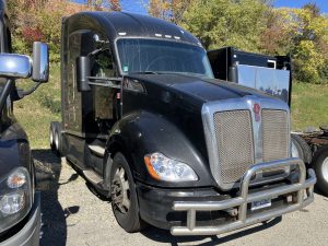 2017 Kenworth T680 HJ166025U-01