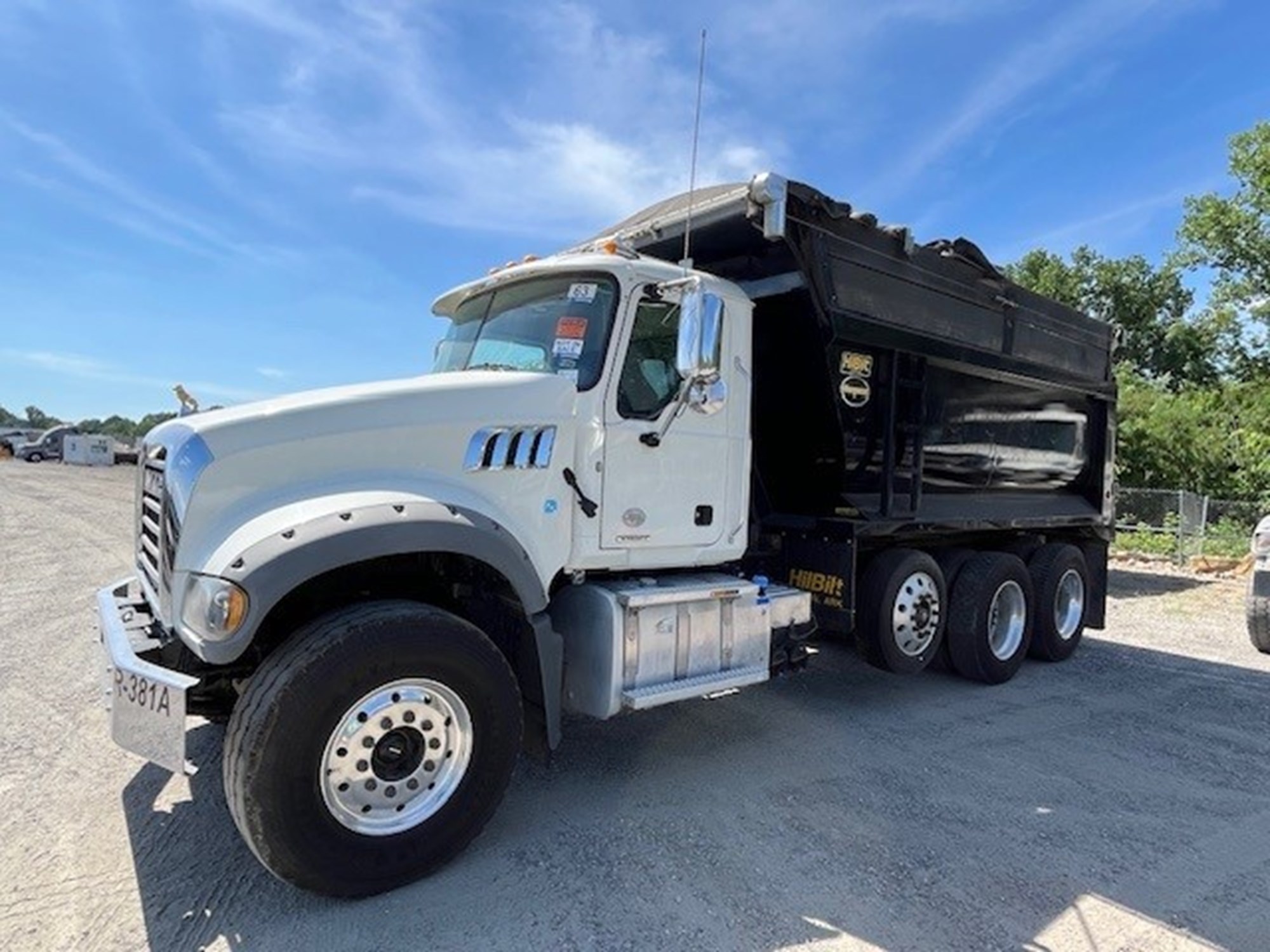 2020 Mack Granite - image 1 of 1