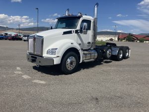 2025 Kenworth T880 SJ134040-01