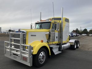 2002 Kenworth W900 2J892279C-01