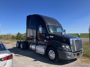 2015 Freightliner Cascadia FLGF9099U-01