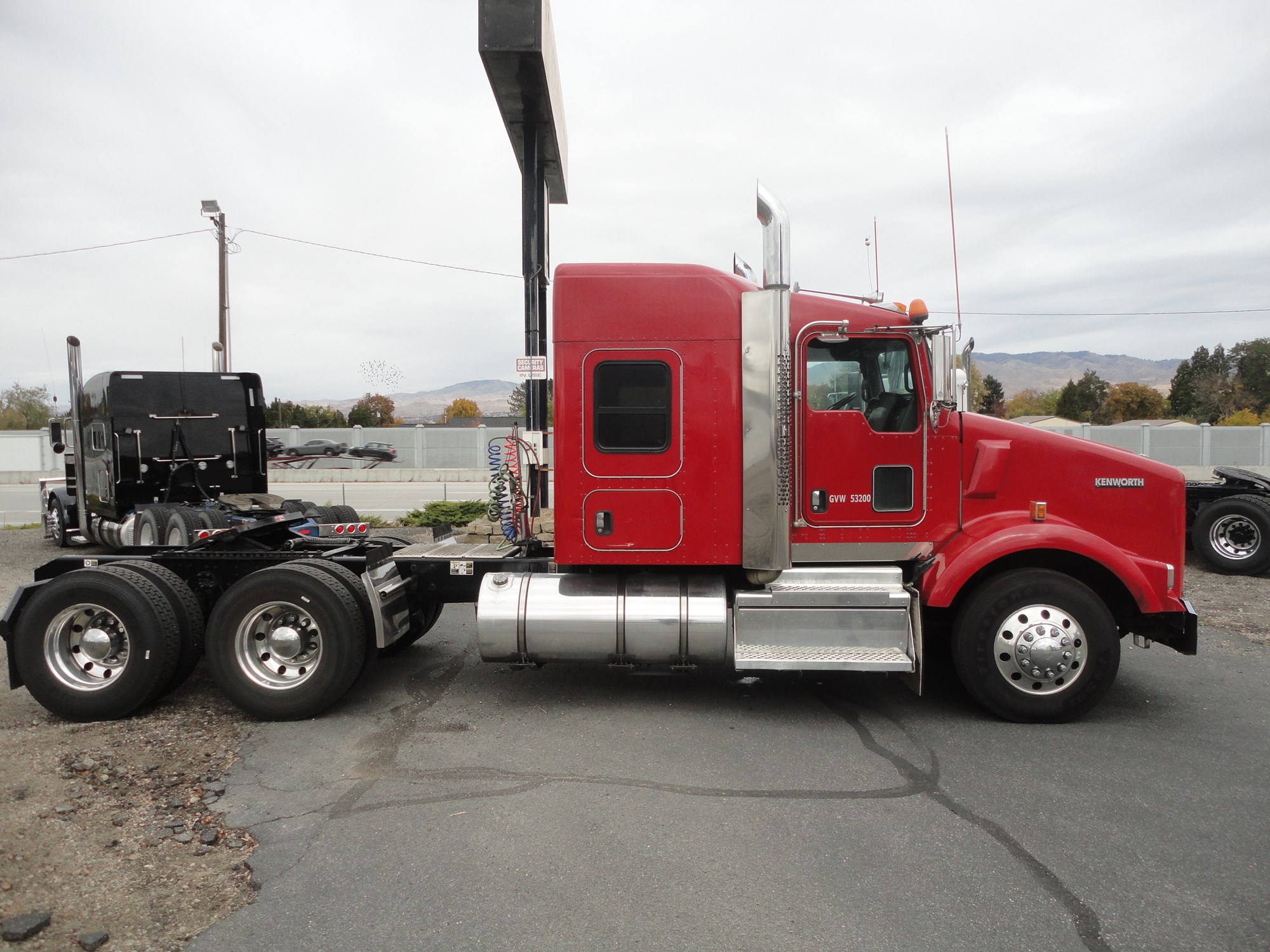 2020 Kenworth T800 - image 6 of 6