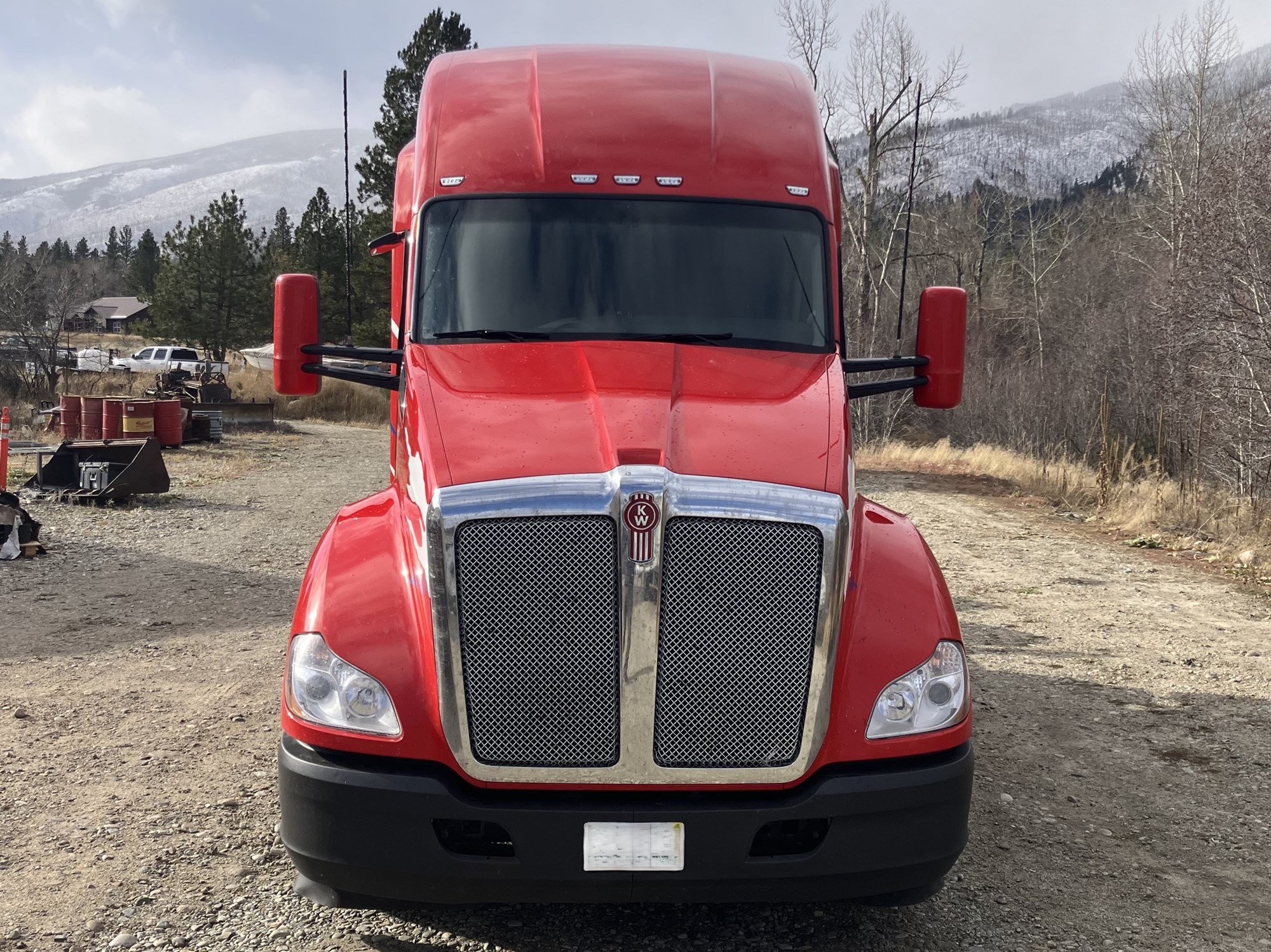 2022 Kenworth T680 - image 2 of 5