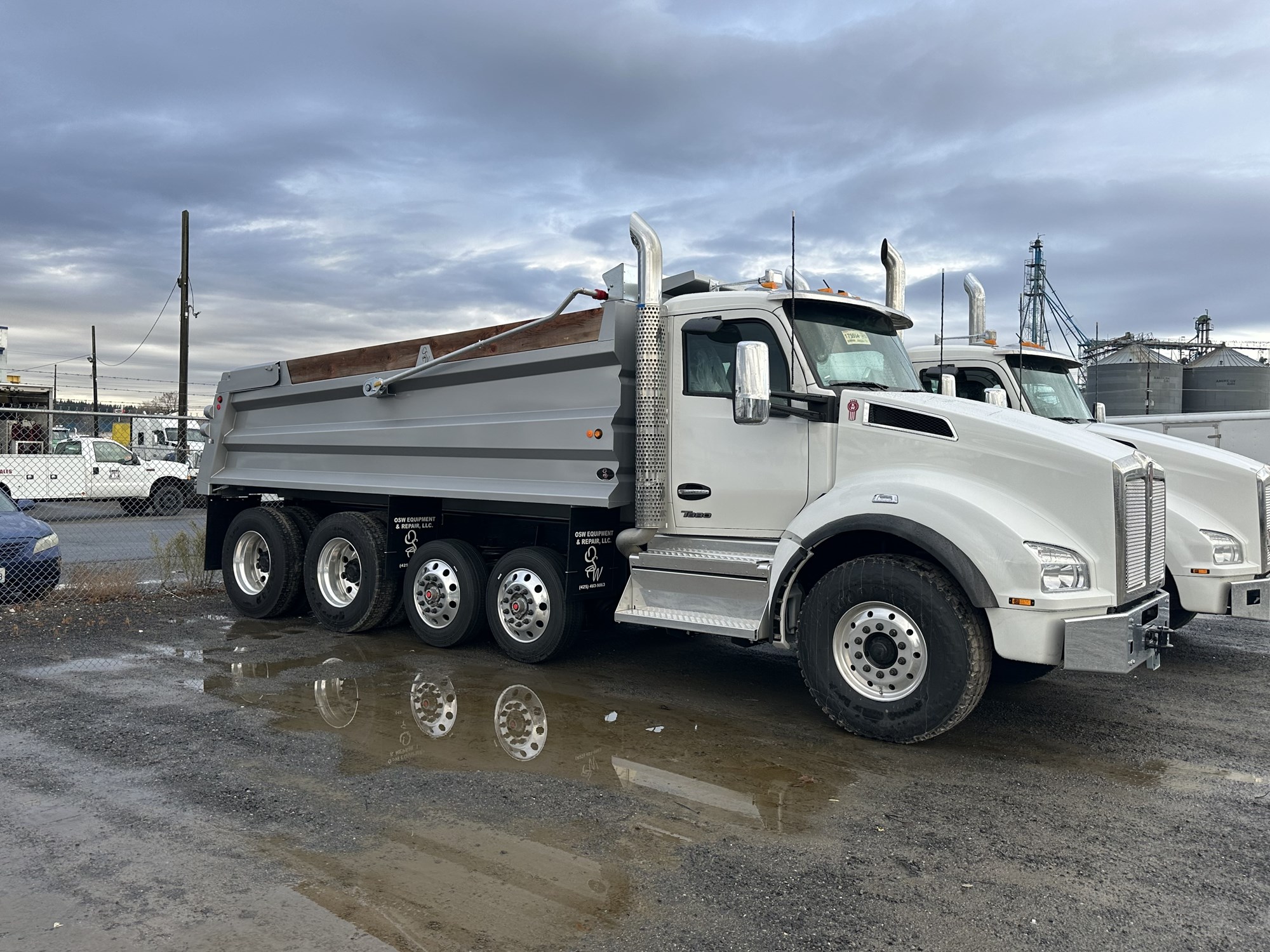 2025 Kenworth T880 - image 1 of 1