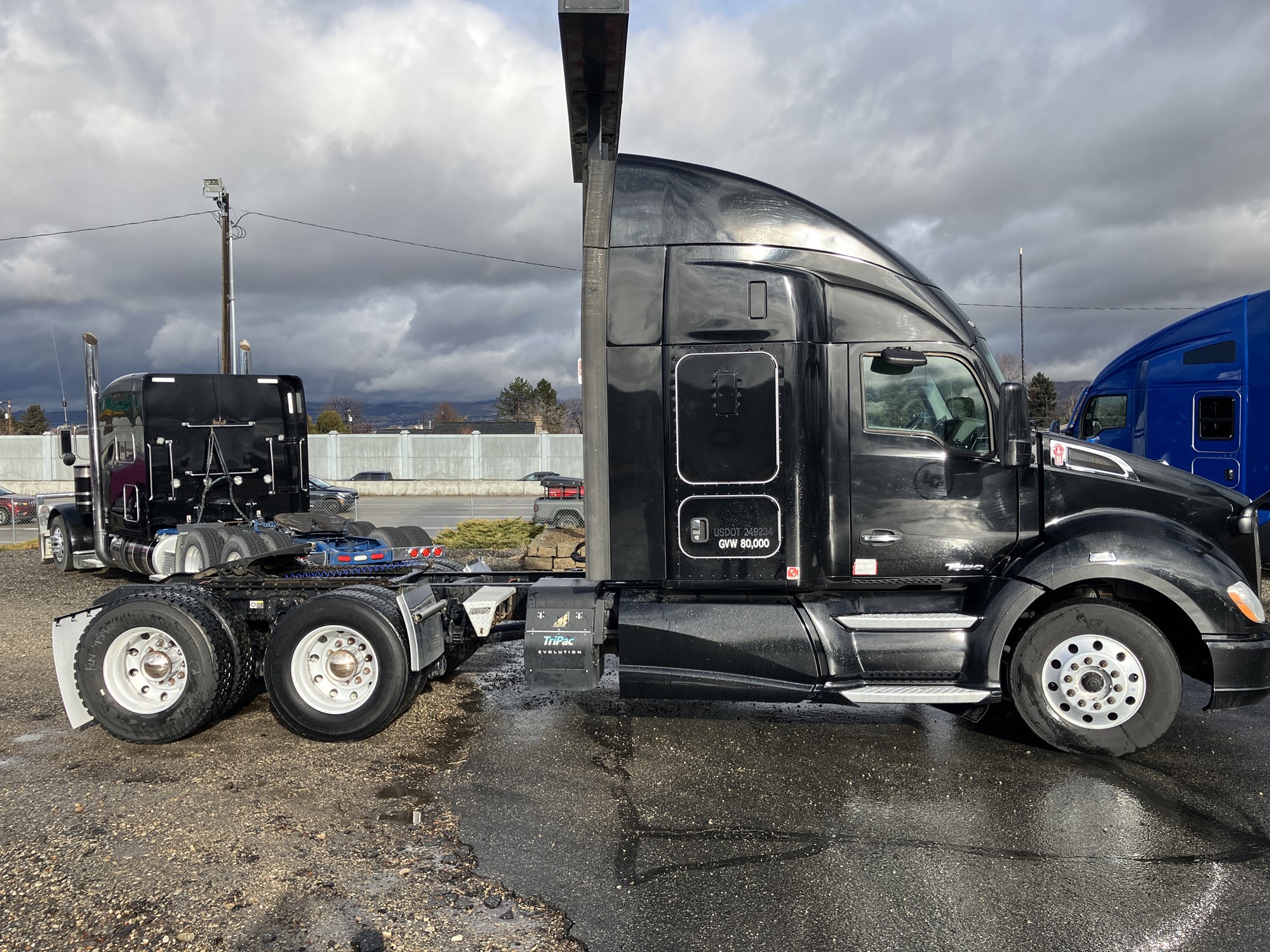 2019 Kenworth T680 - image 6 of 6