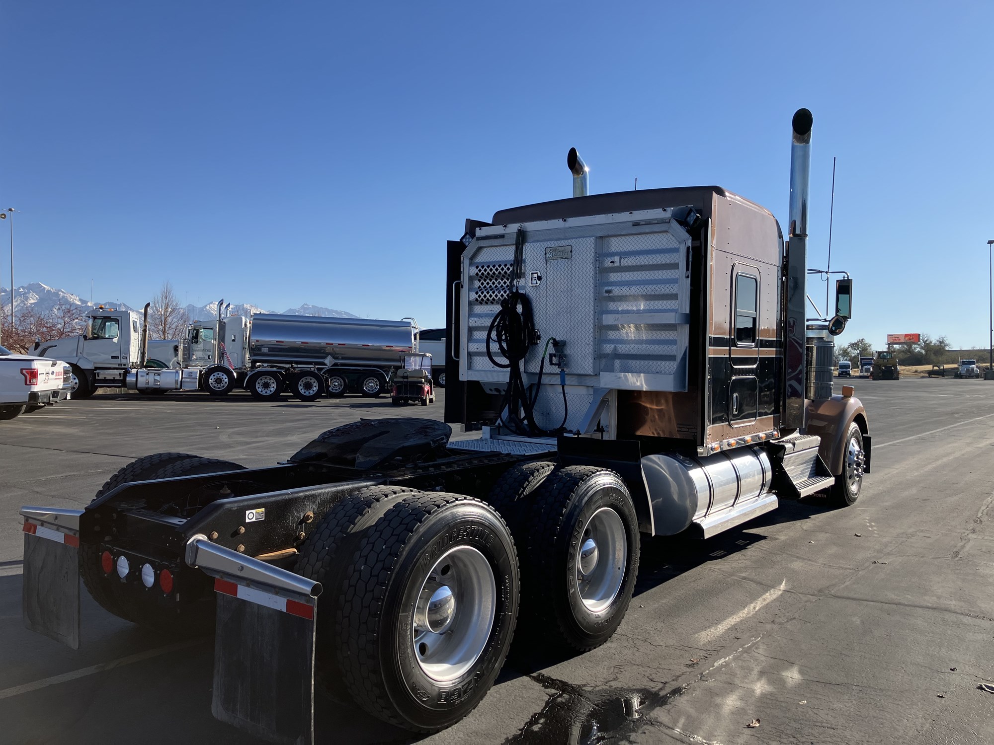 2019 Kenworth W900 - image 6 of 6