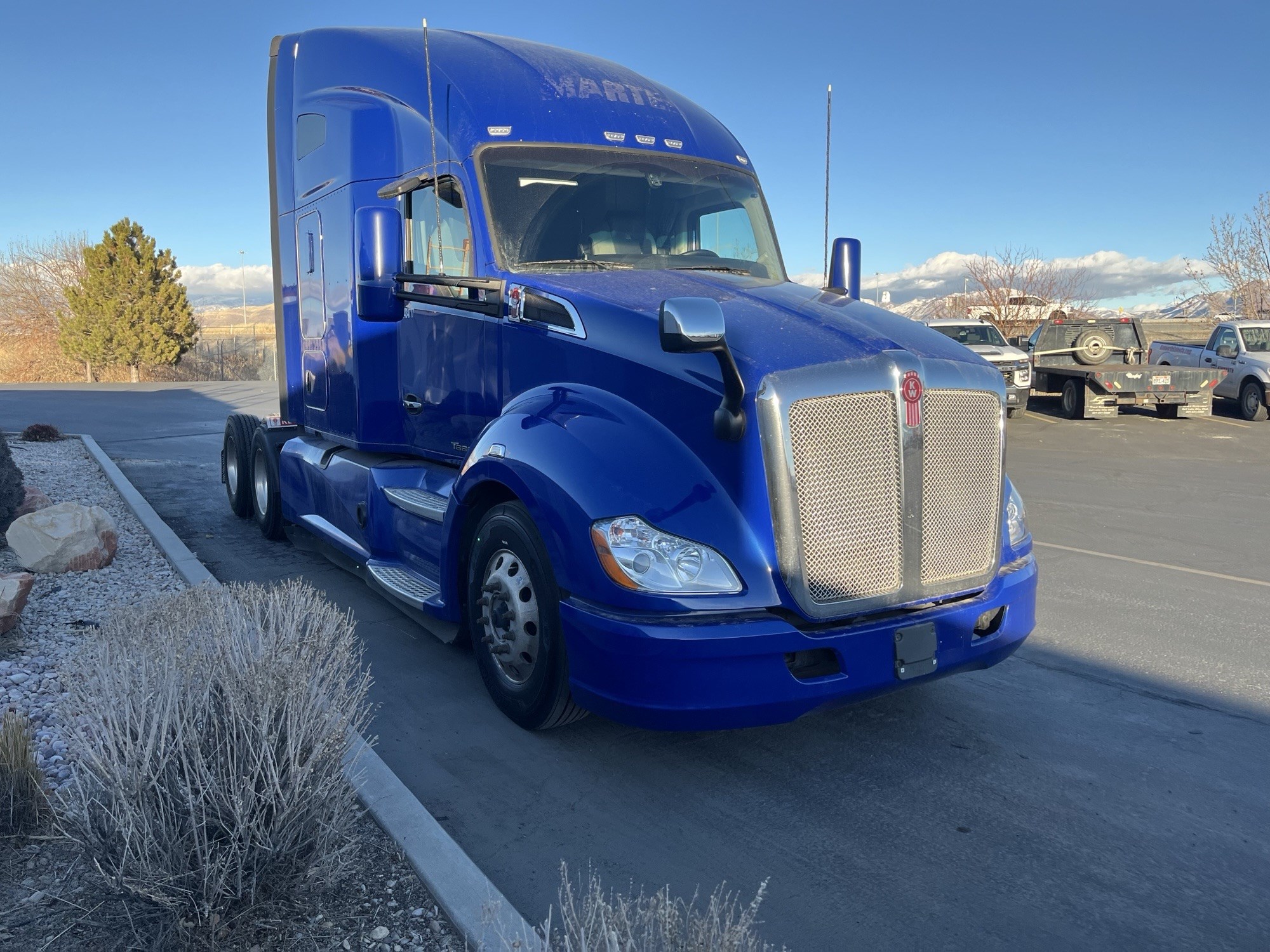 2021 Kenworth T680 - image 3 of 6