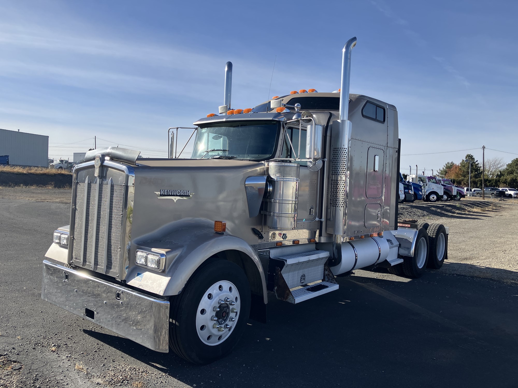 1999 Kenworth W900 - image 1 of 6