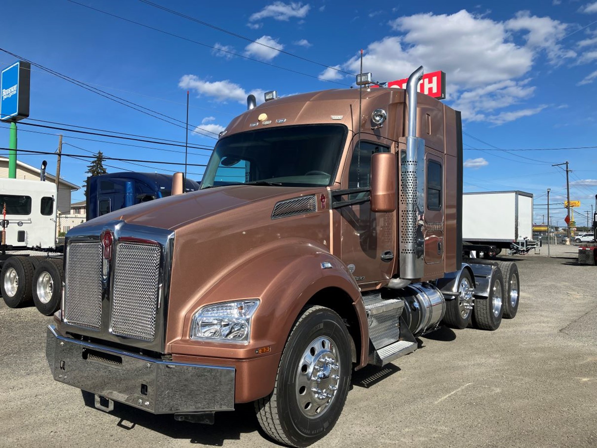 2016 Kenworth T880 - image 1 of 6