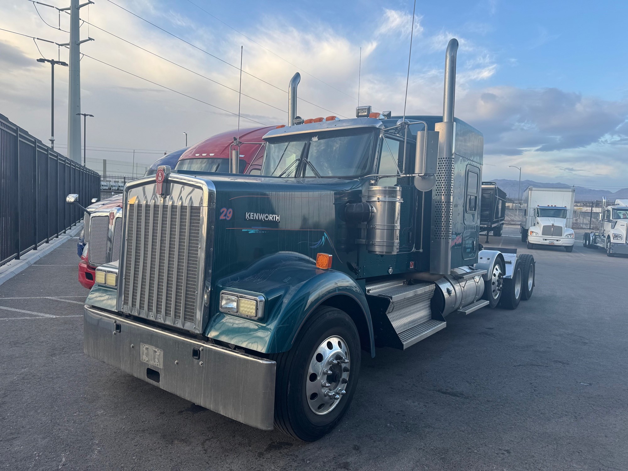 2021 Kenworth W900 - image 1 of 2