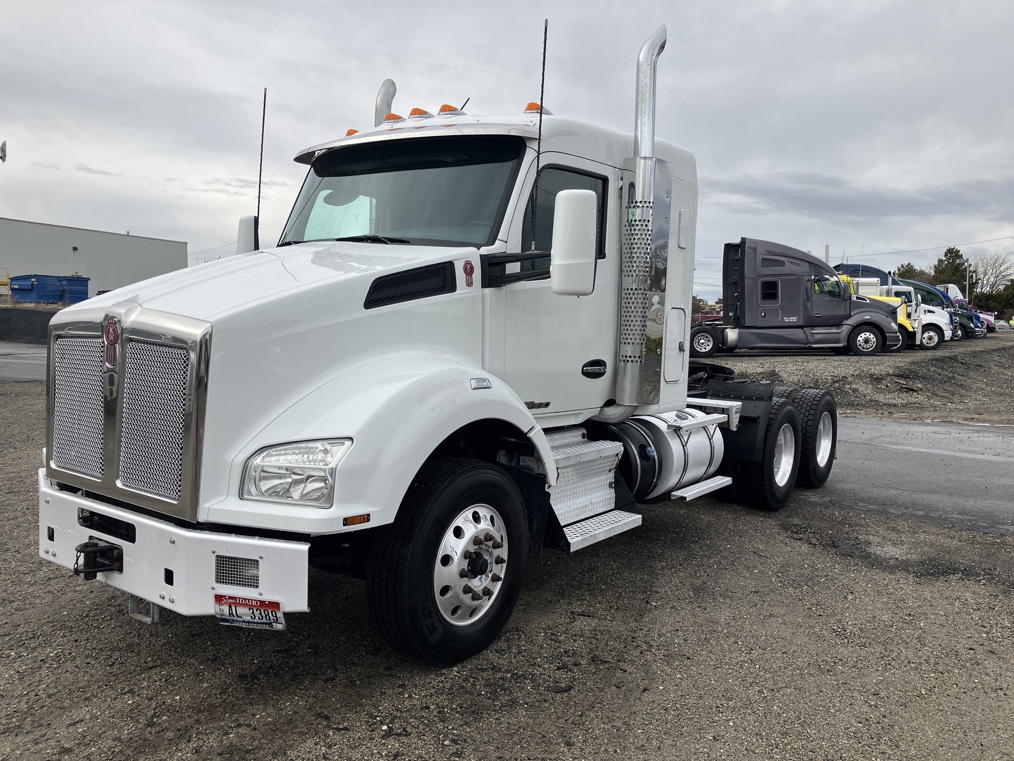 2018 Kenworth T880 - image 1 of 6