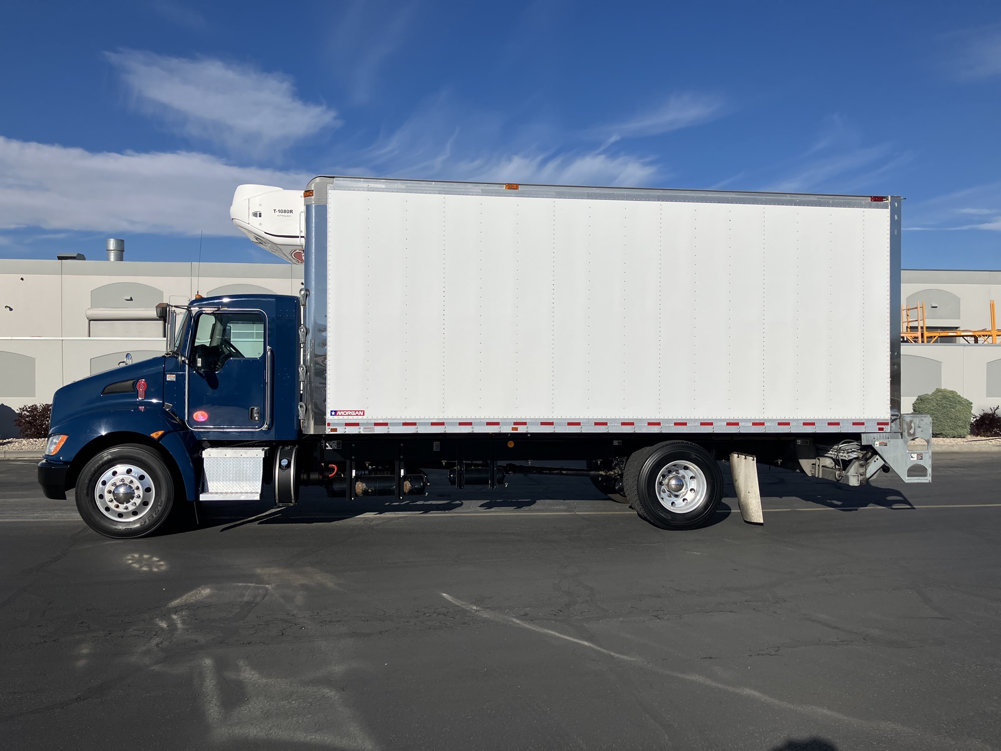 2018 Kenworth T370 - image 1 of 6