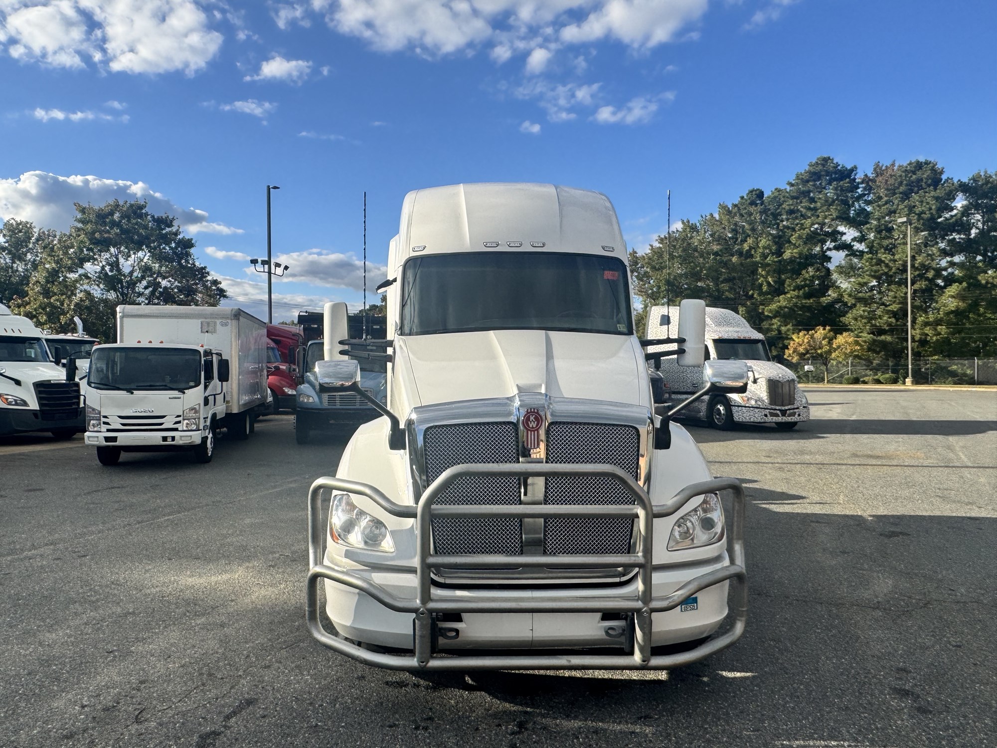 2019 Kenworth T680 - image 6 of 6