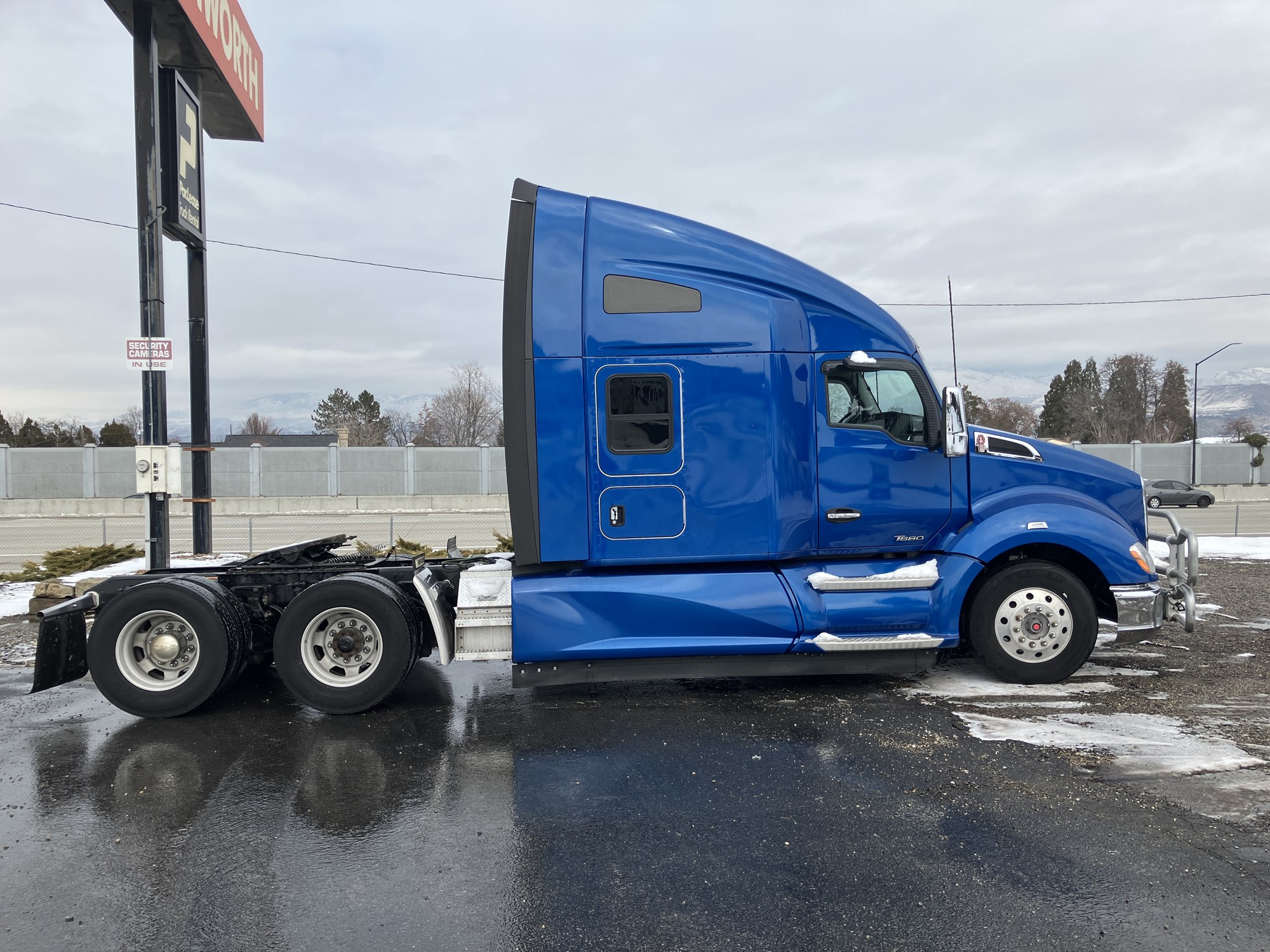 2019 Kenworth T680 - image 6 of 6