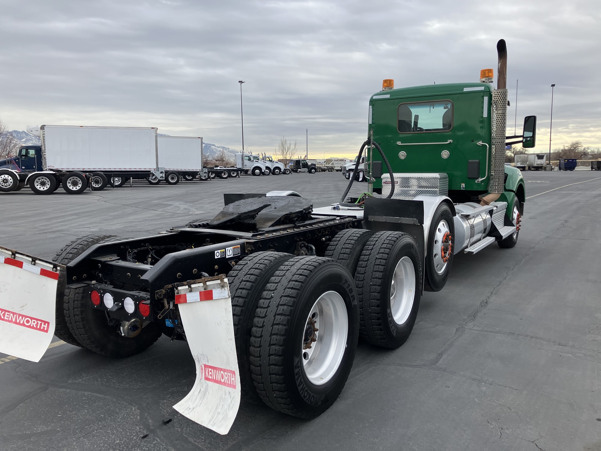 2021 Kenworth T880 - image 6 of 6