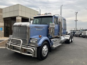 2021 Western Star 4900 MPMG7681U-01