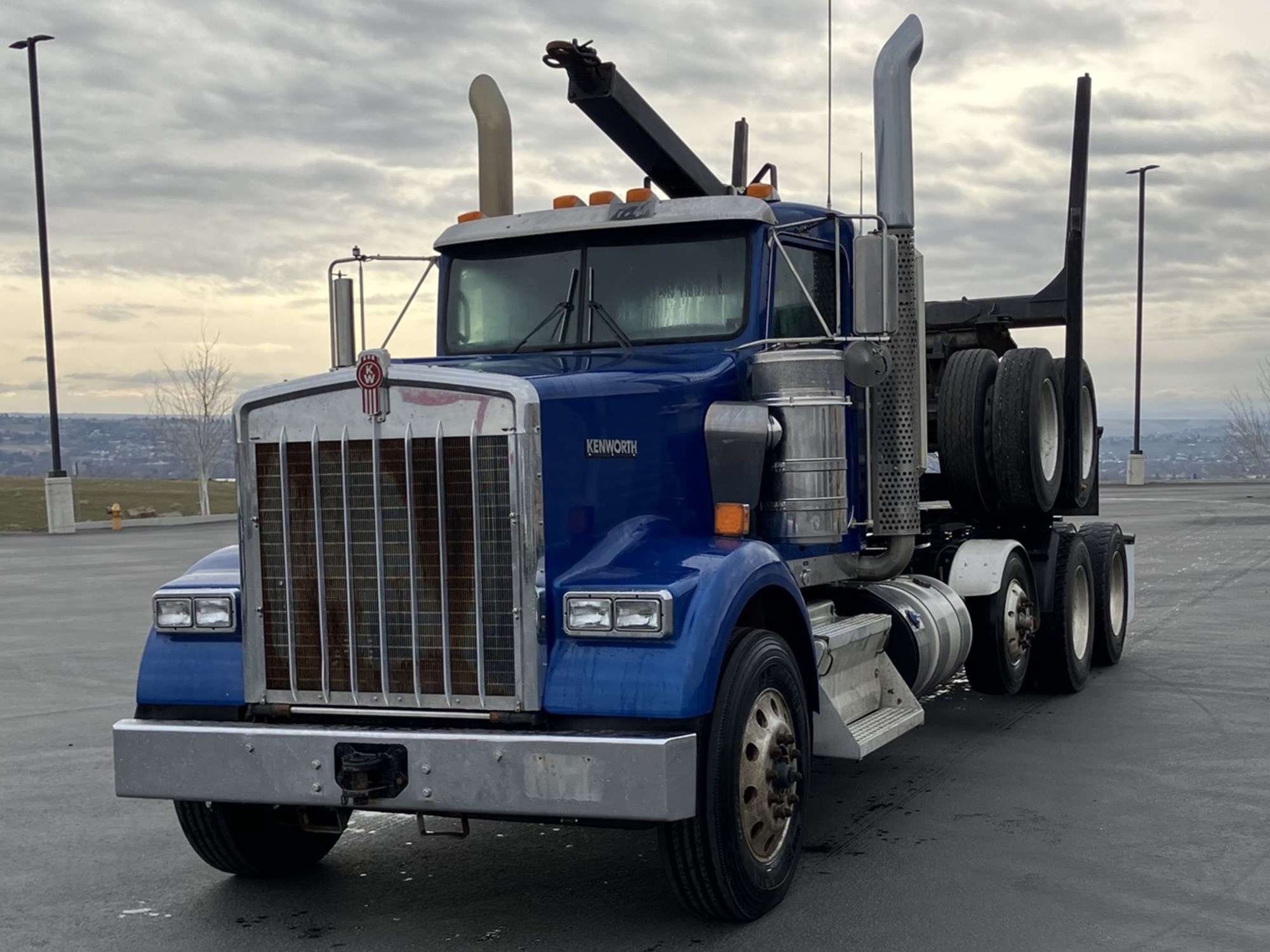 2021 Kenworth W900B - image 1 of 2