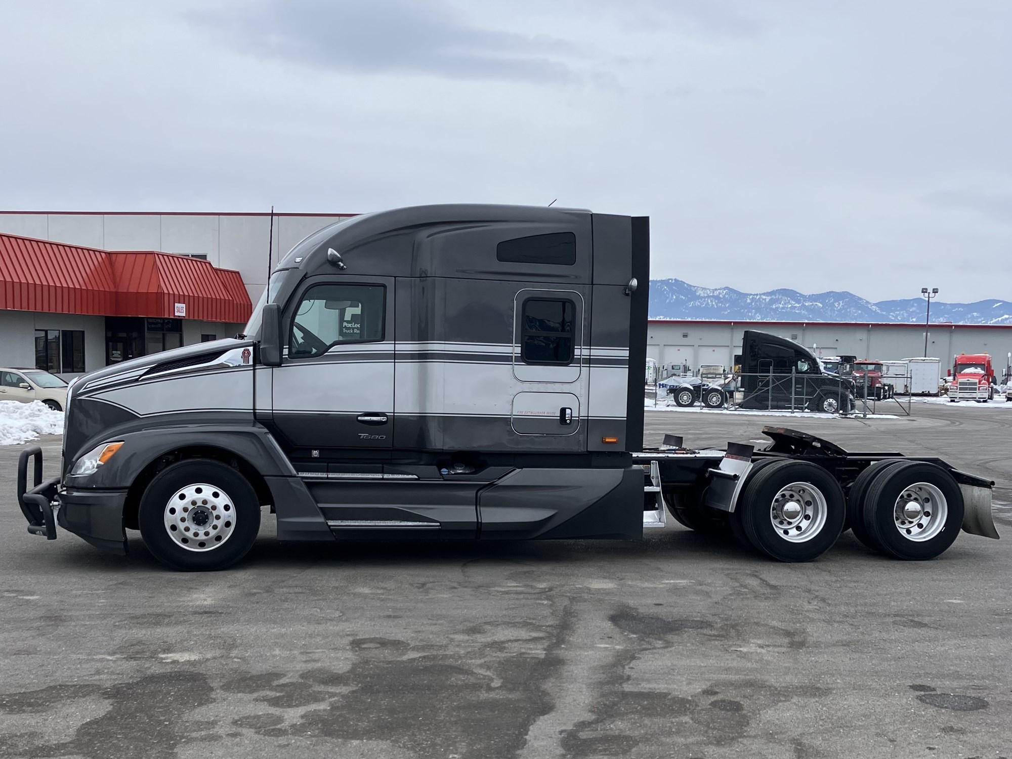 2023 Kenworth T680 Next Gen - image 6 of 6