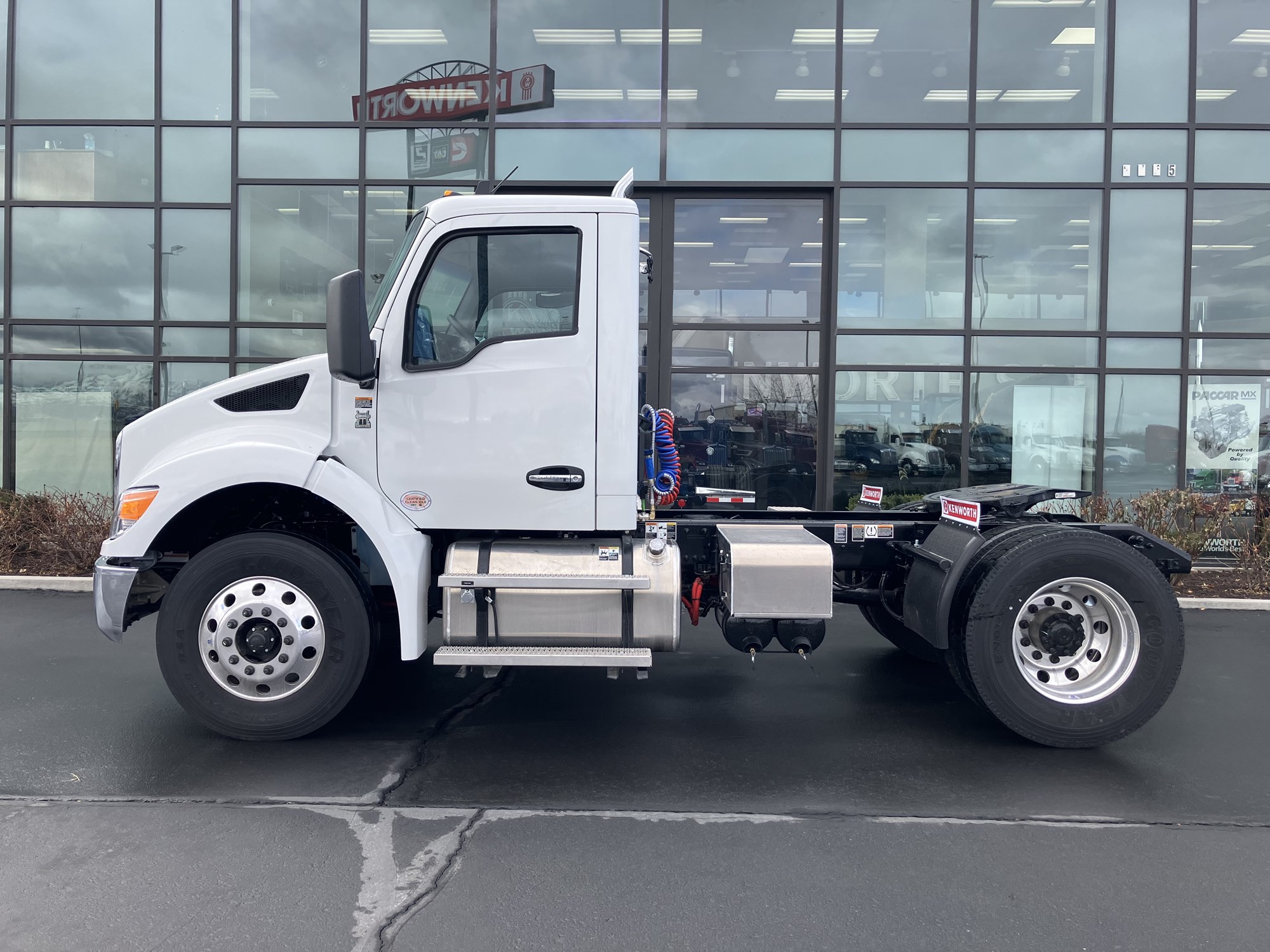 2025 Kenworth T480 - image 6 of 6