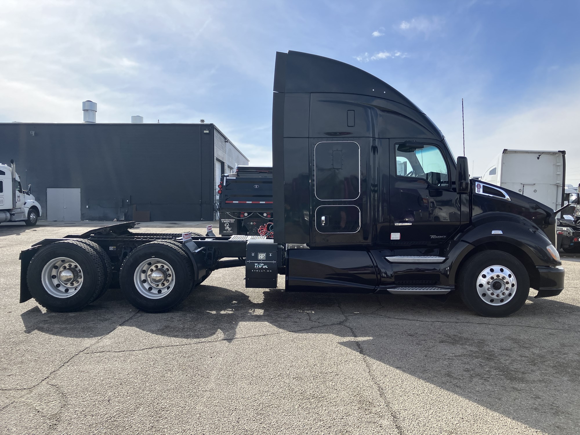 2019 Kenworth T680 - image 6 of 6