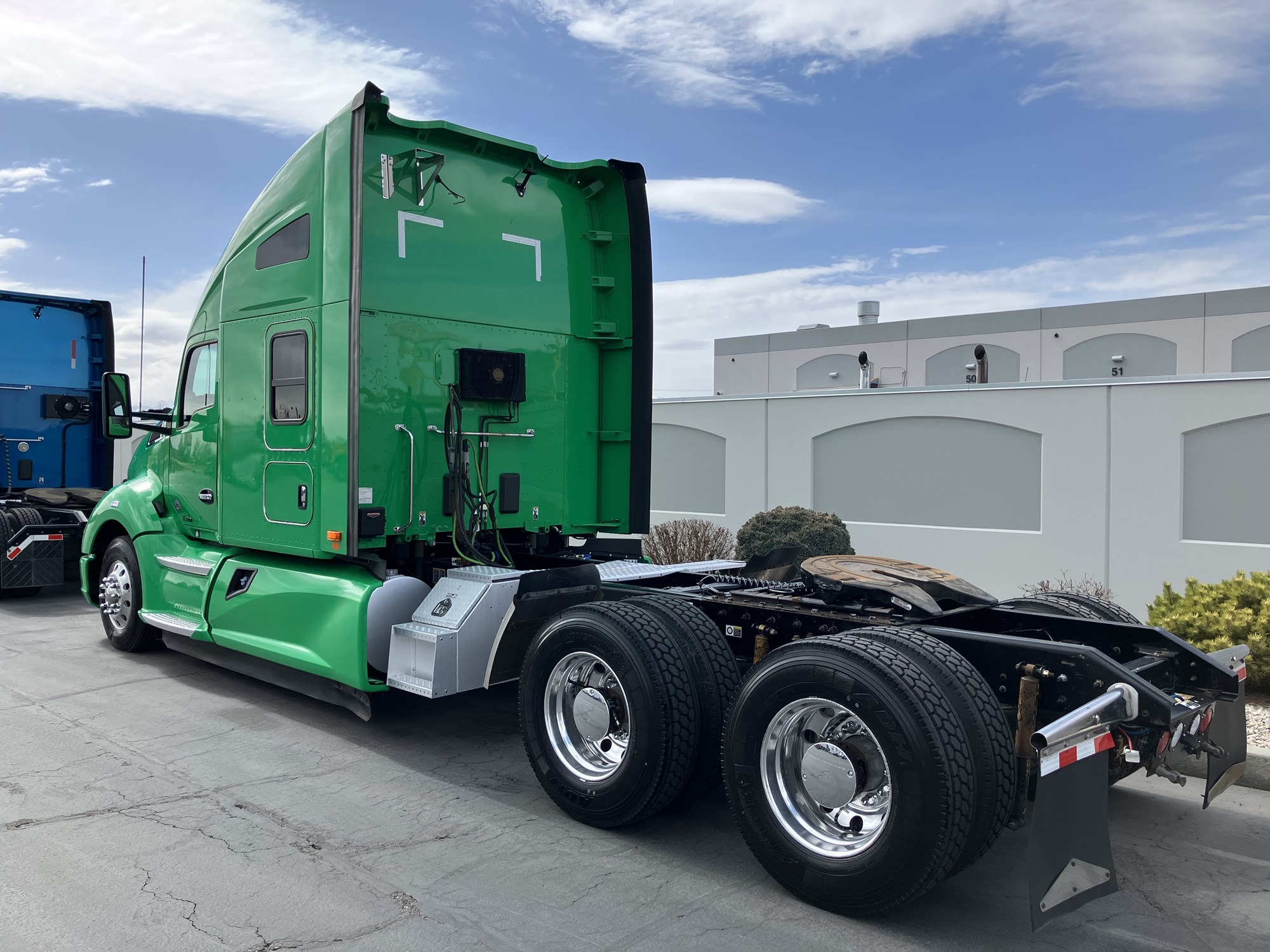 2020 Kenworth T680 - image 6 of 6