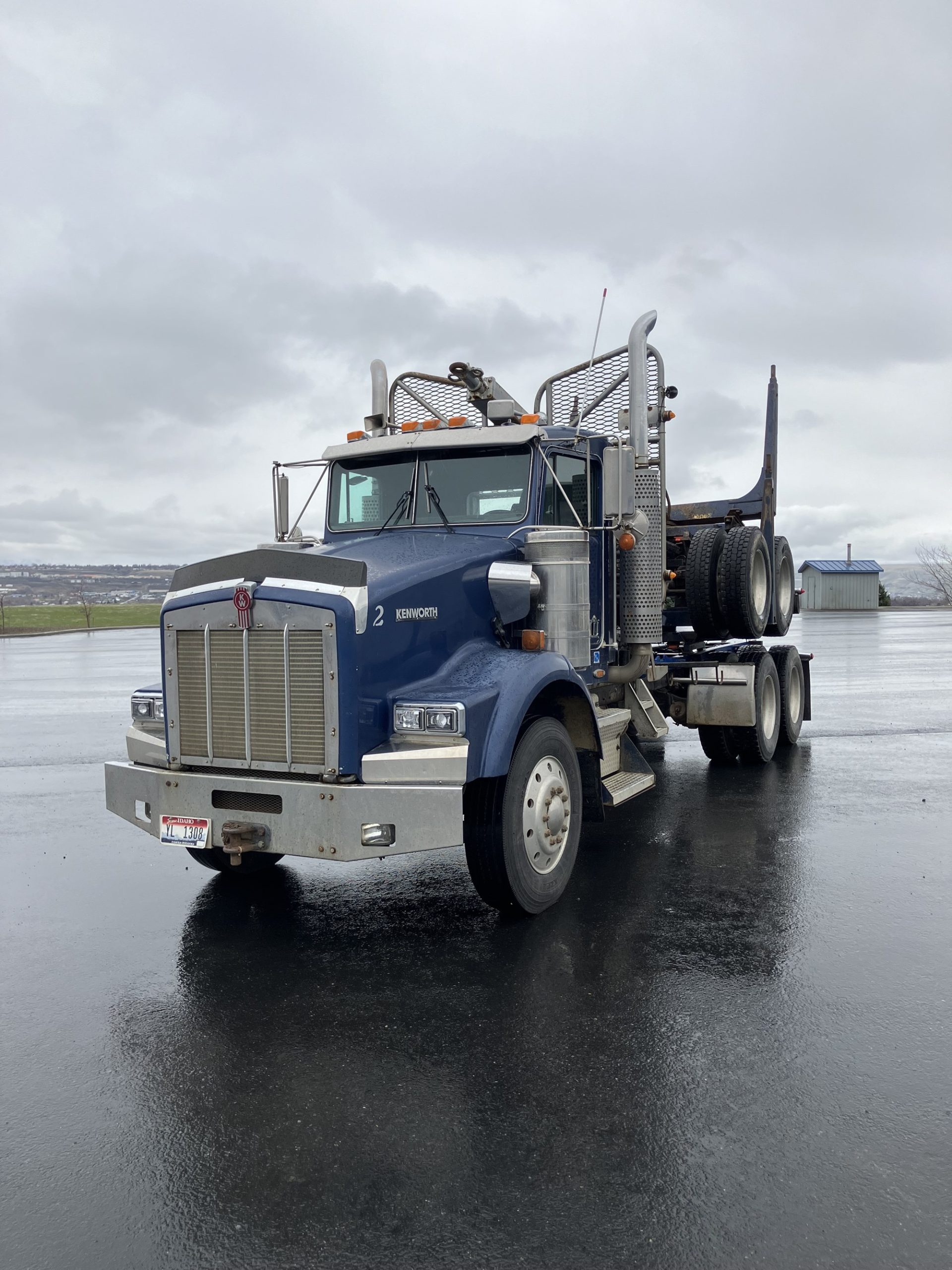 1991 Kenworth T800 - image 1 of 6