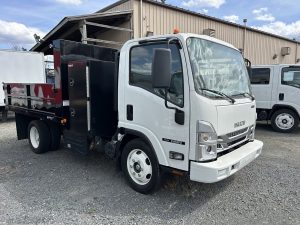 2024 Isuzu NRR 3U2 R7304179-01