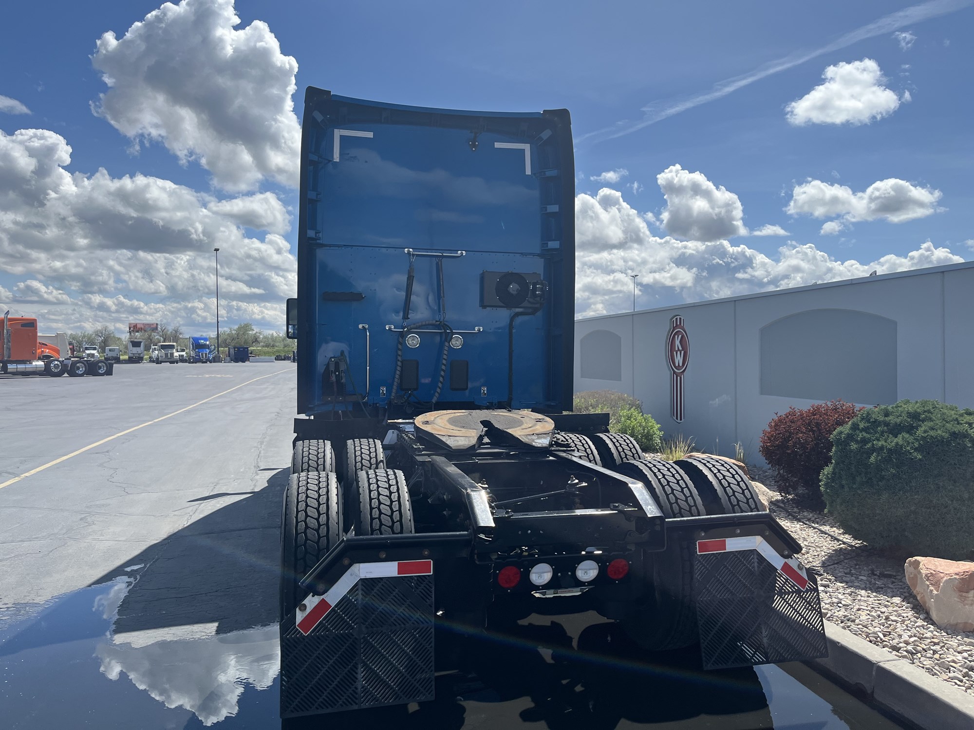 2021 Kenworth T680 - image 6 of 6
