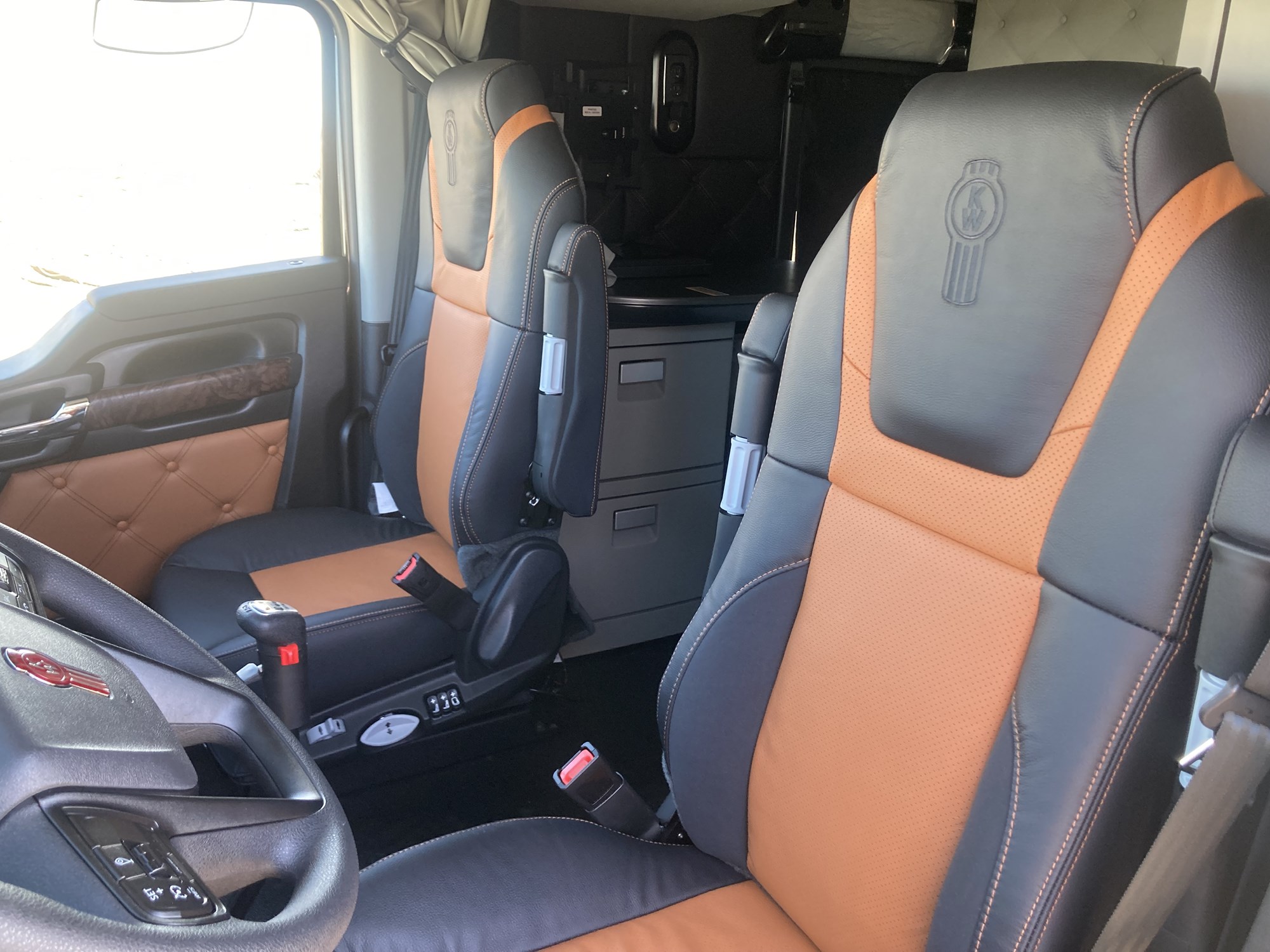 2025 Kenworth T680 Next Gen - image 6 of 6