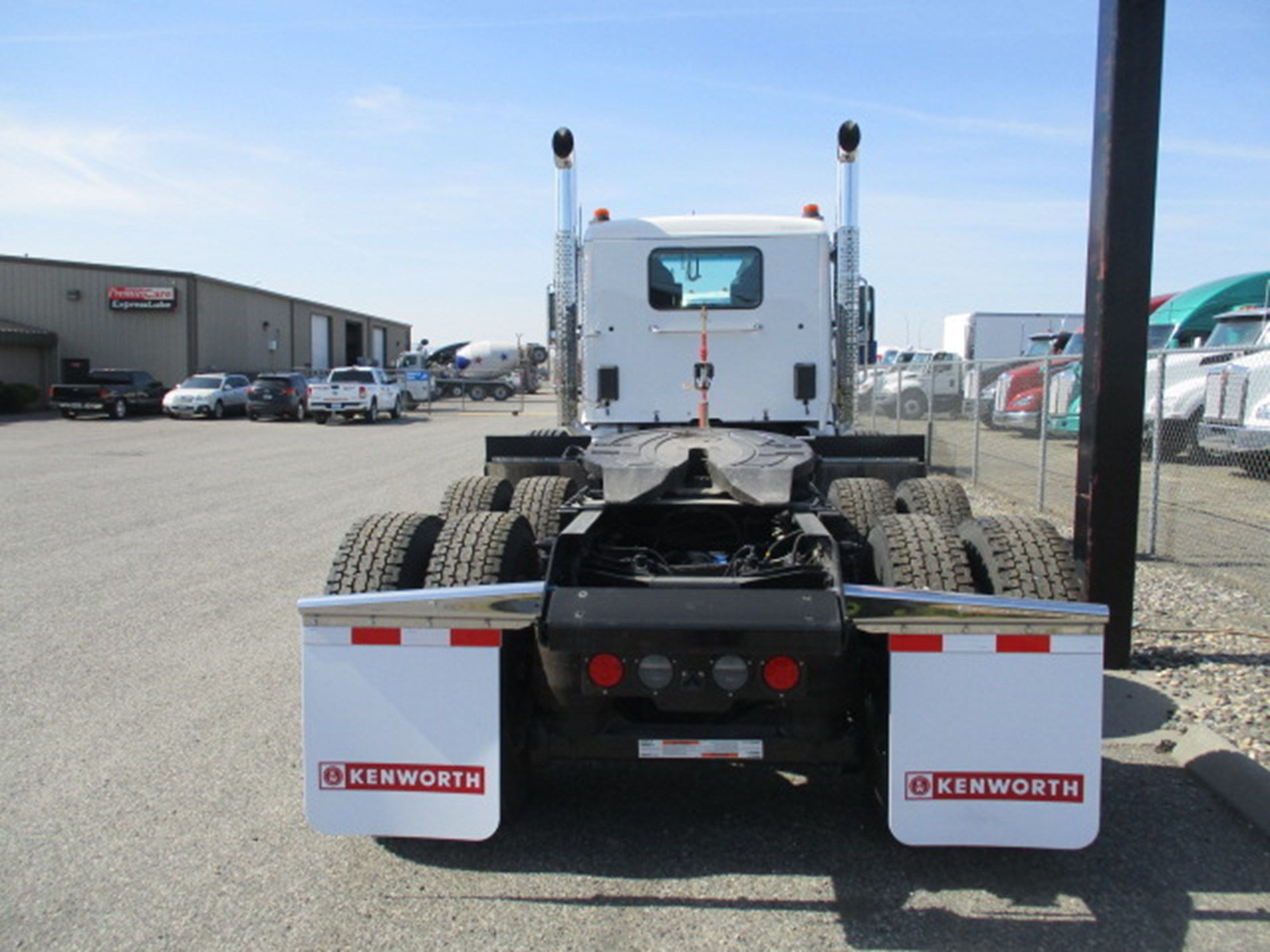 2026 Kenworth T880 TJ196215-03 2026 Kenworth T880 TJ196215-03