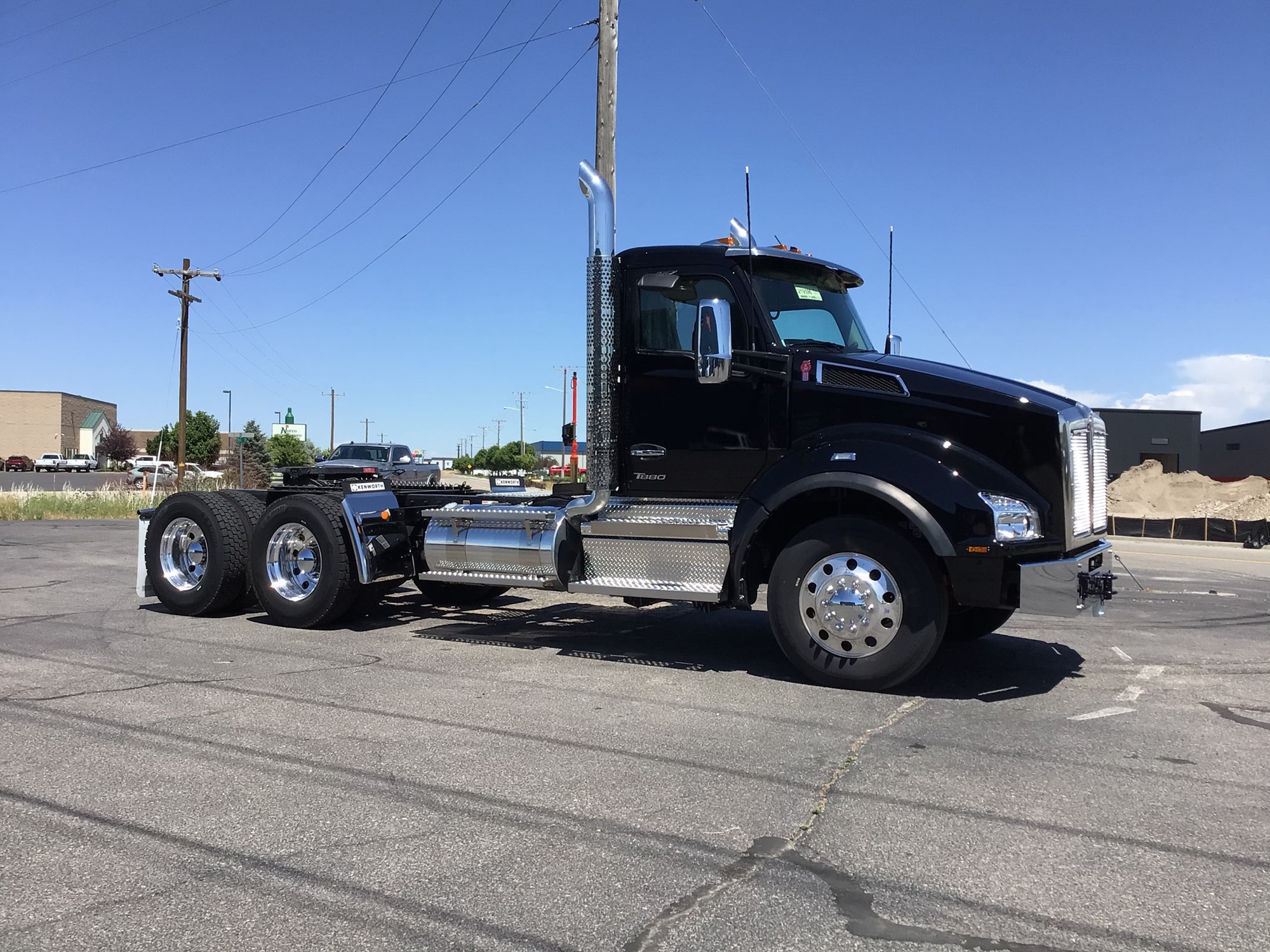 2026 Kenworth T880 - image 6 of 6