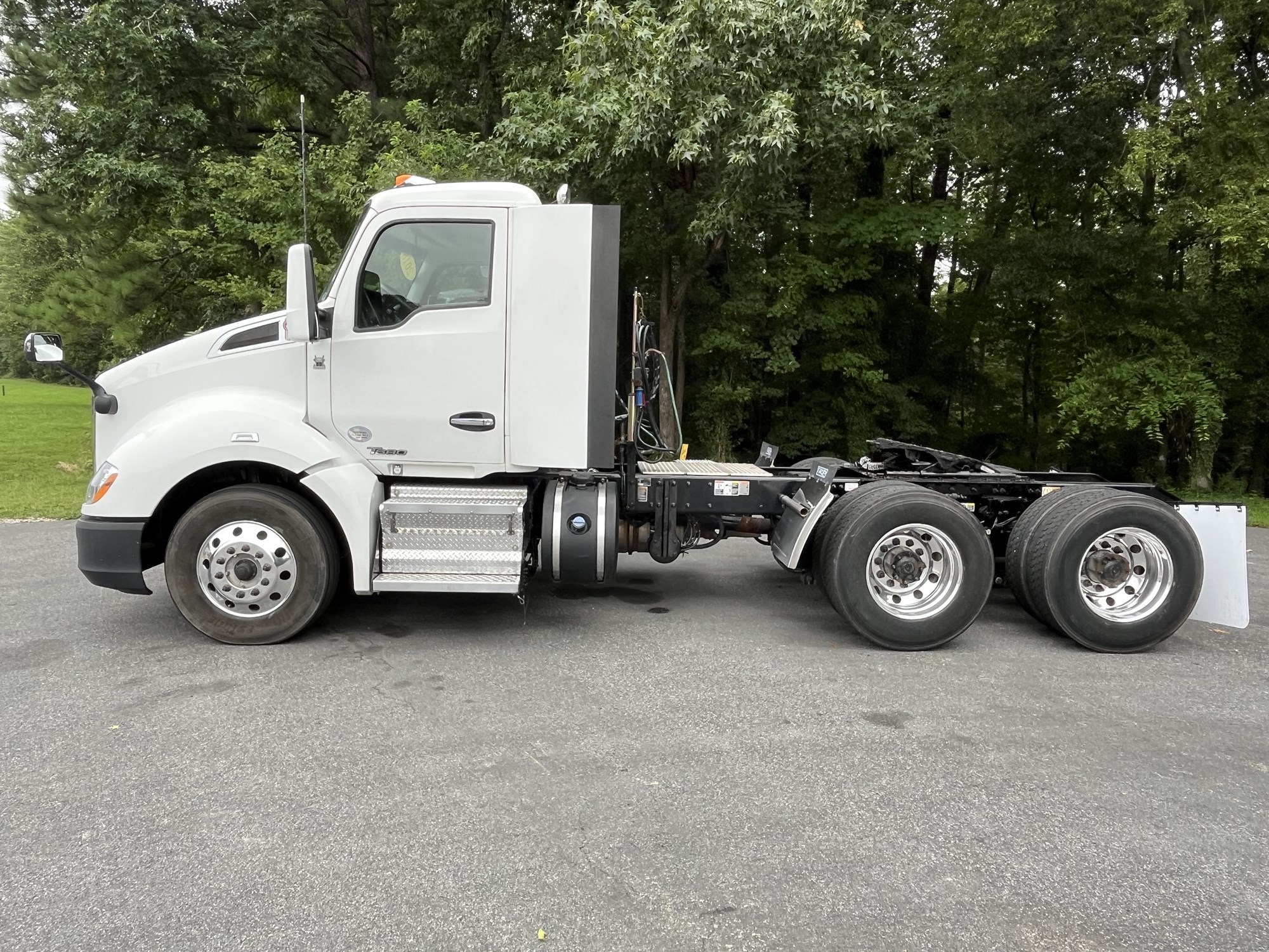 2018 Kenworth T680 JJ224363U-12 2018 Kenworth T680 JJ224363U-12