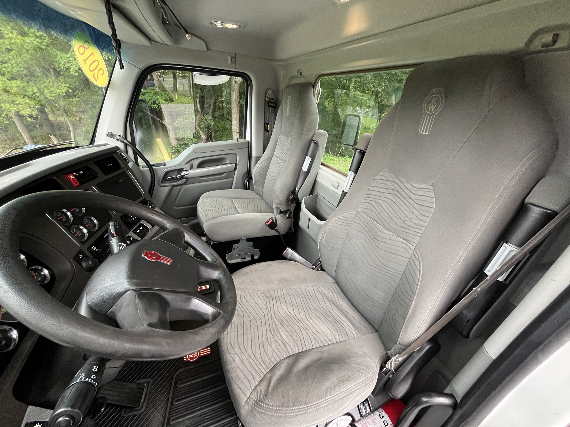 2018 Kenworth T680 JJ224363U-20 2018 Kenworth T680 JJ224363U-20