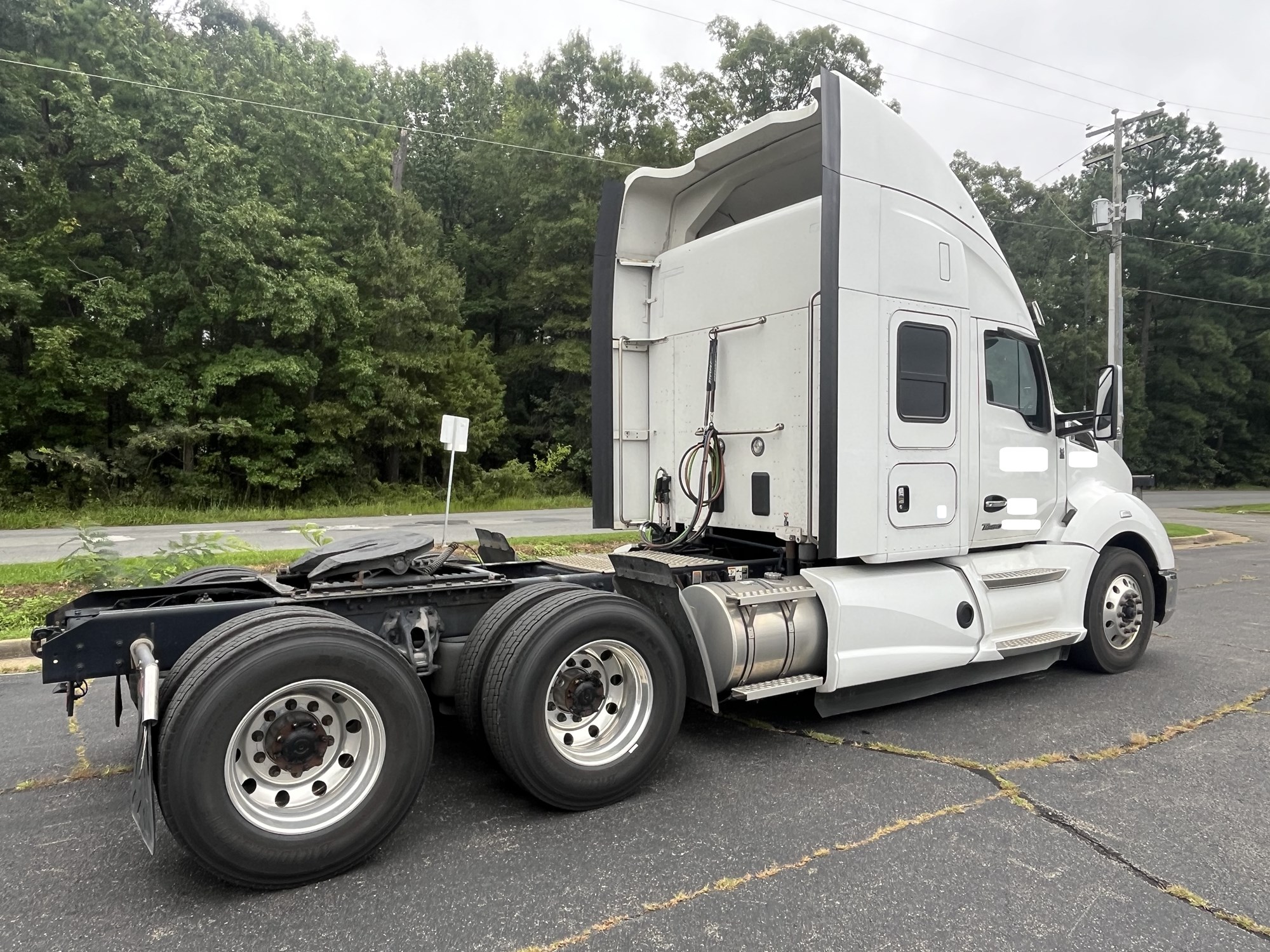 2022 Kenworth T680 Next Gen - image 5 of 6